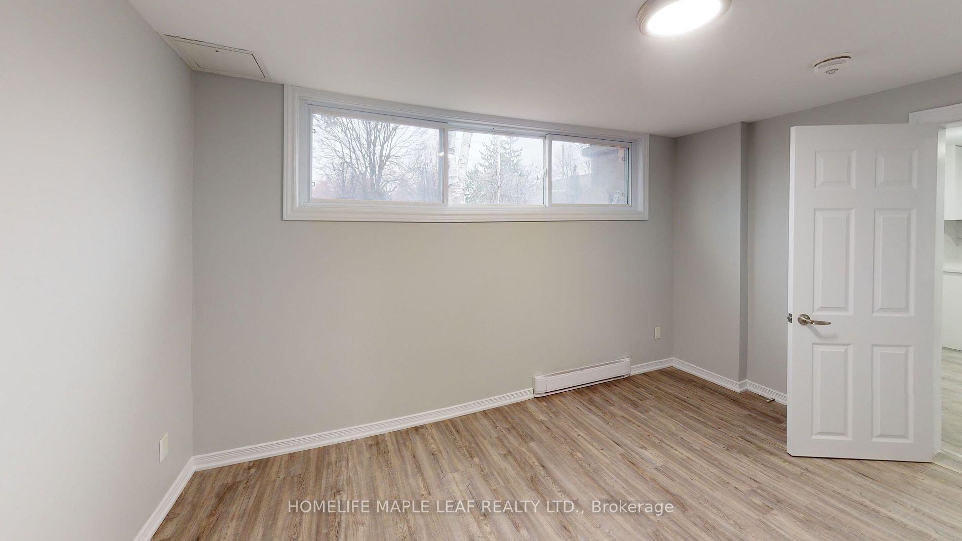 598 Montgomery Street, #B