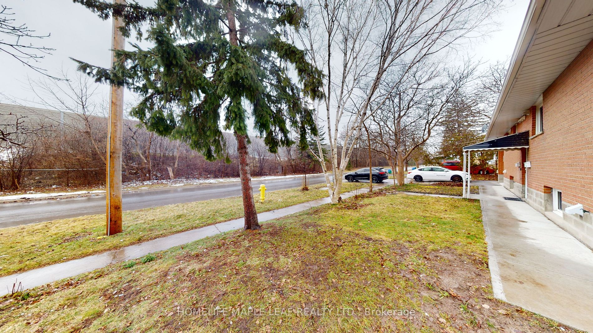 598 Montgomery Street, #B