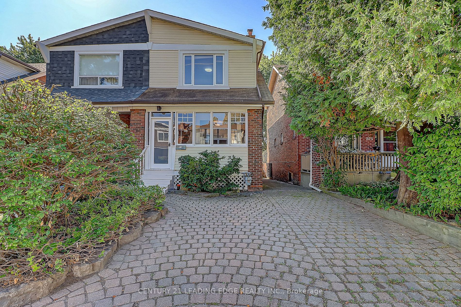267 Glebeholme Blvd