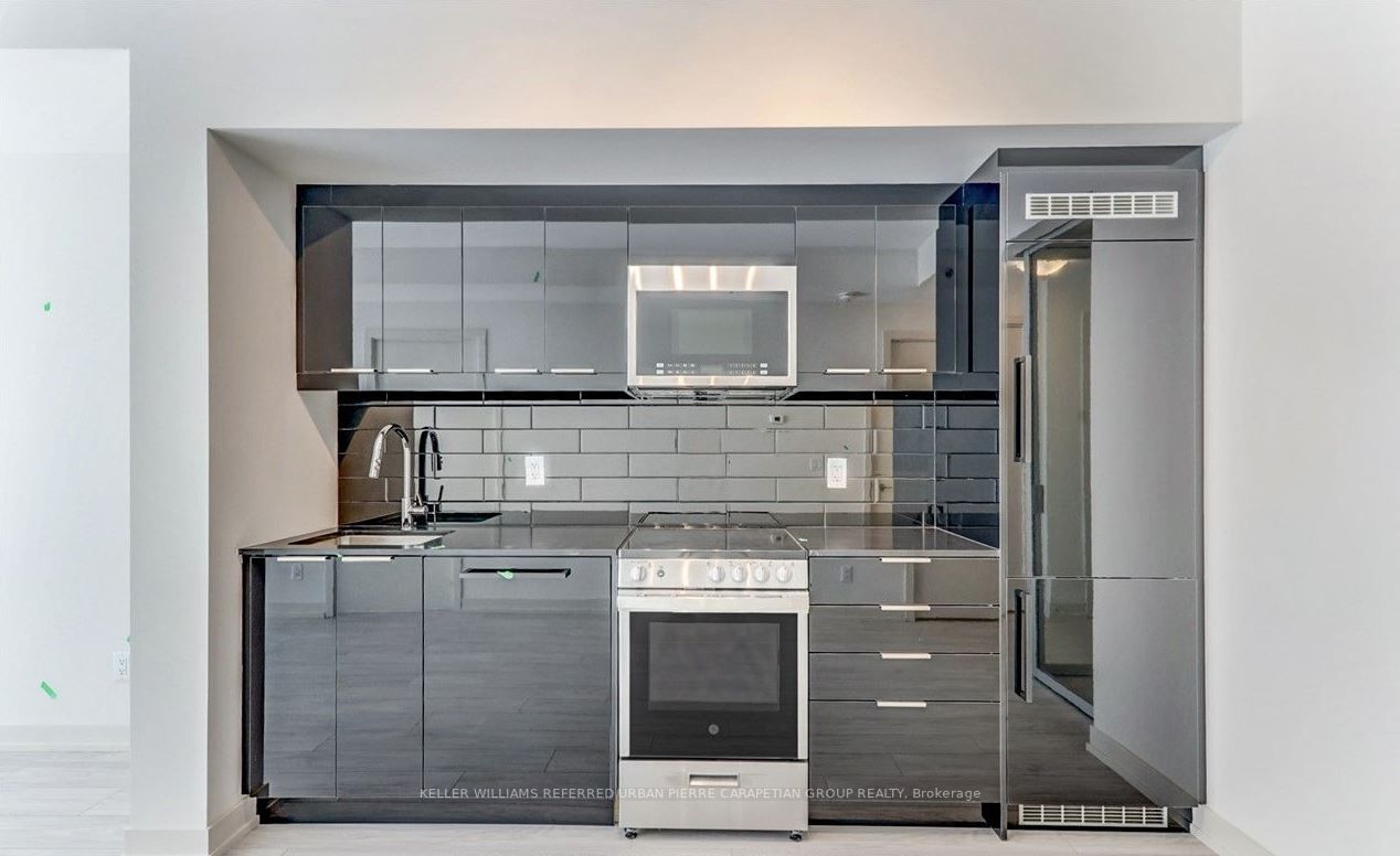 90 Glen Everest Rd, #205