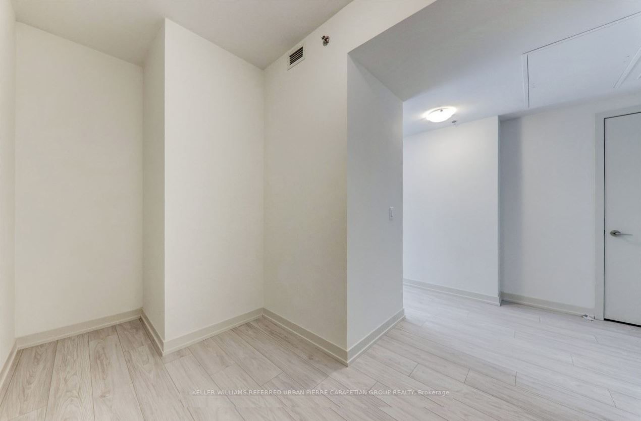 90 Glen Everest Rd, #205