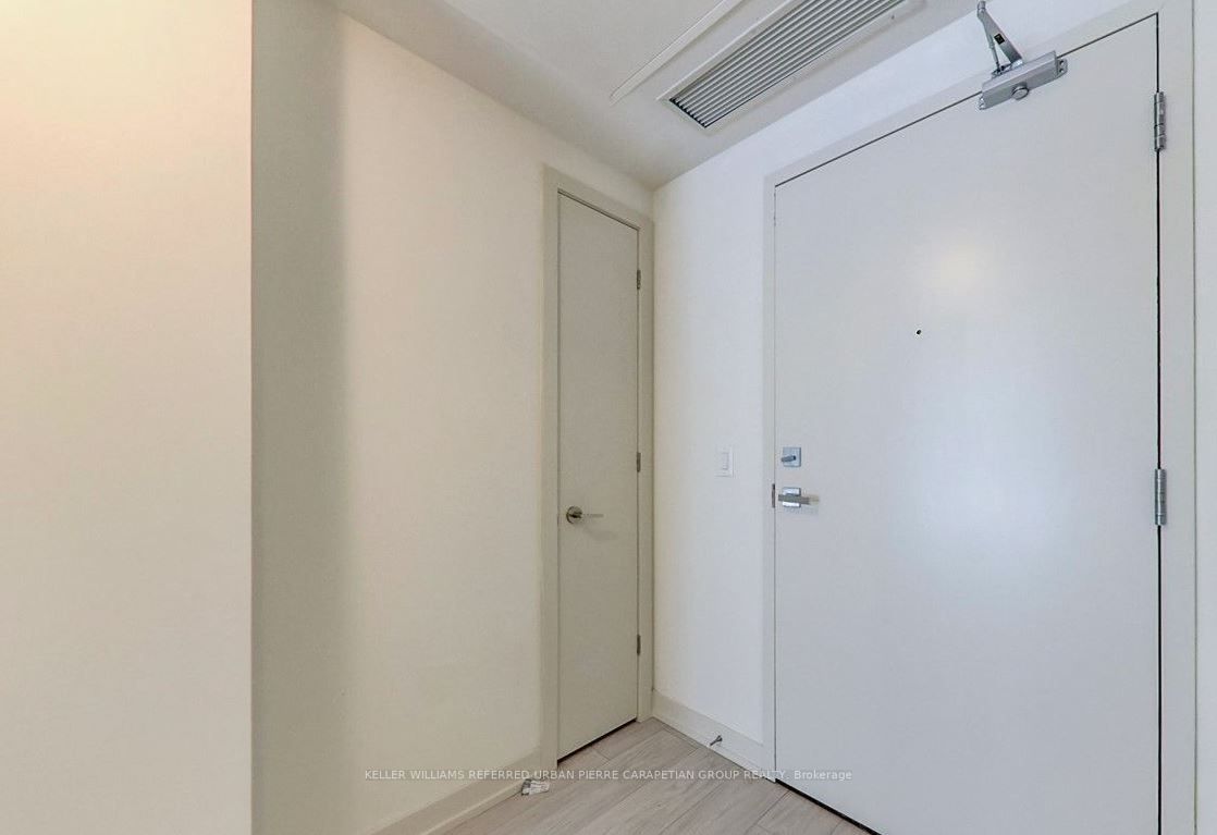 90 Glen Everest Rd, #205