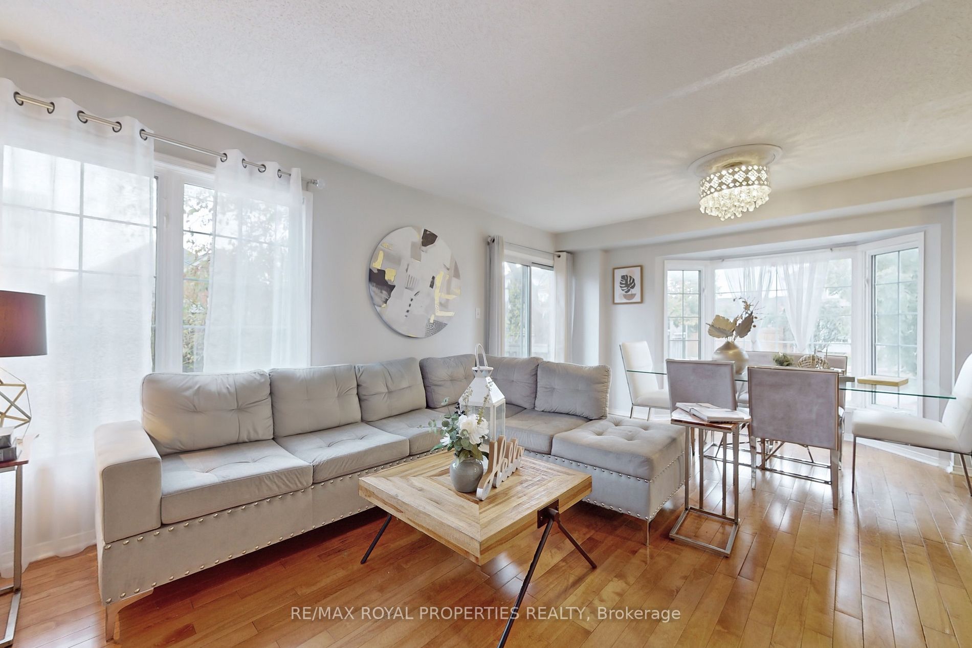 1 Hubbell Dr