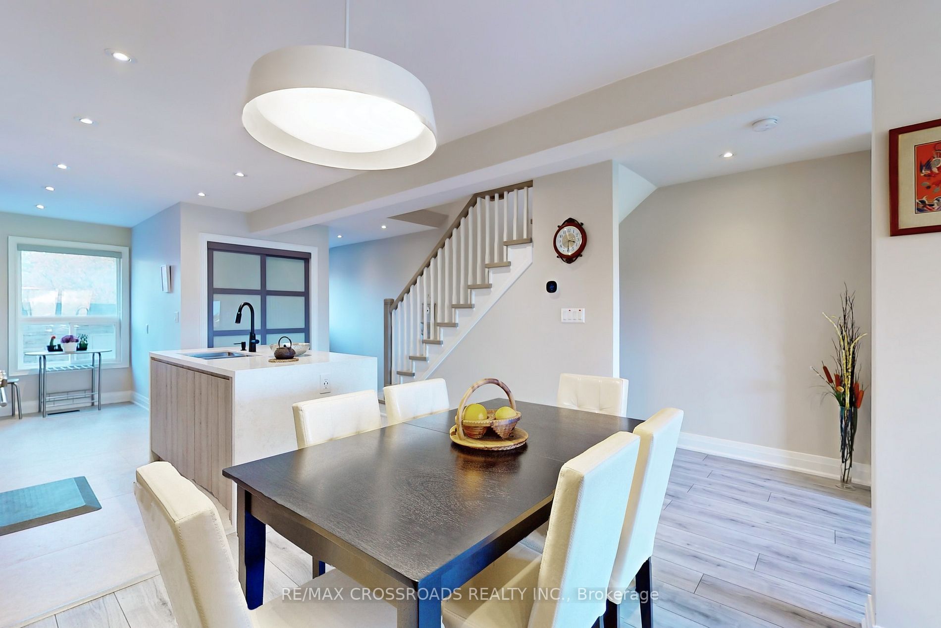 2325 Bridletowne Circ