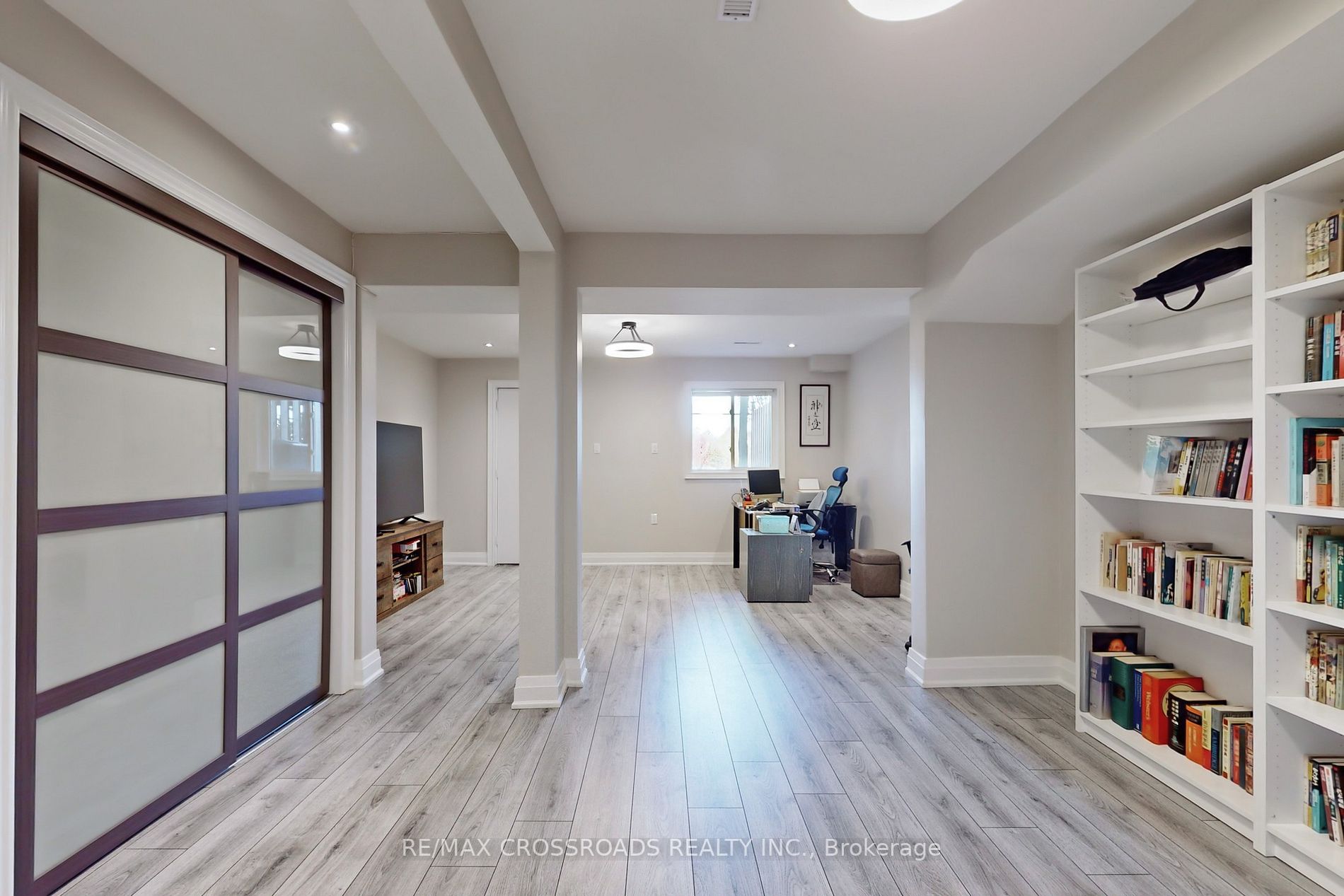 2325 Bridletowne Circ