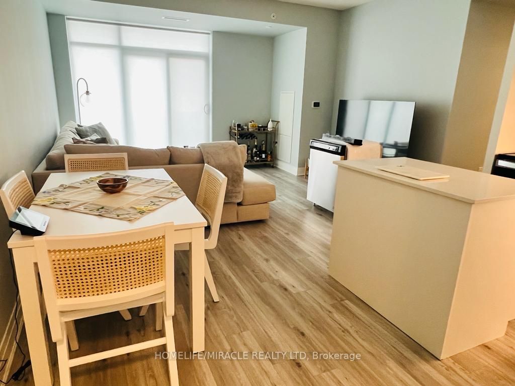 3220 Sheppard Avenue E #809