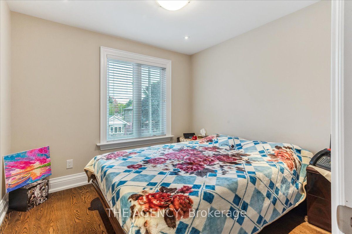 11 Northbrook Rd