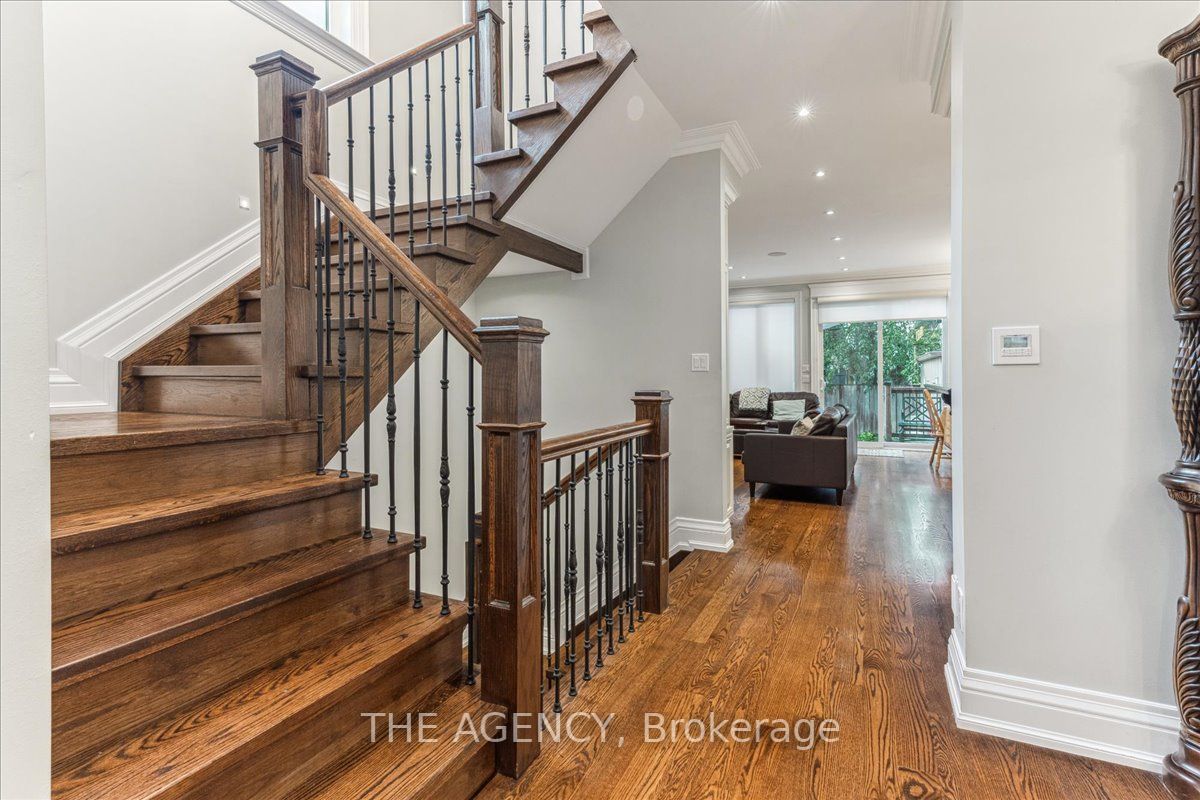 11 Northbrook Rd