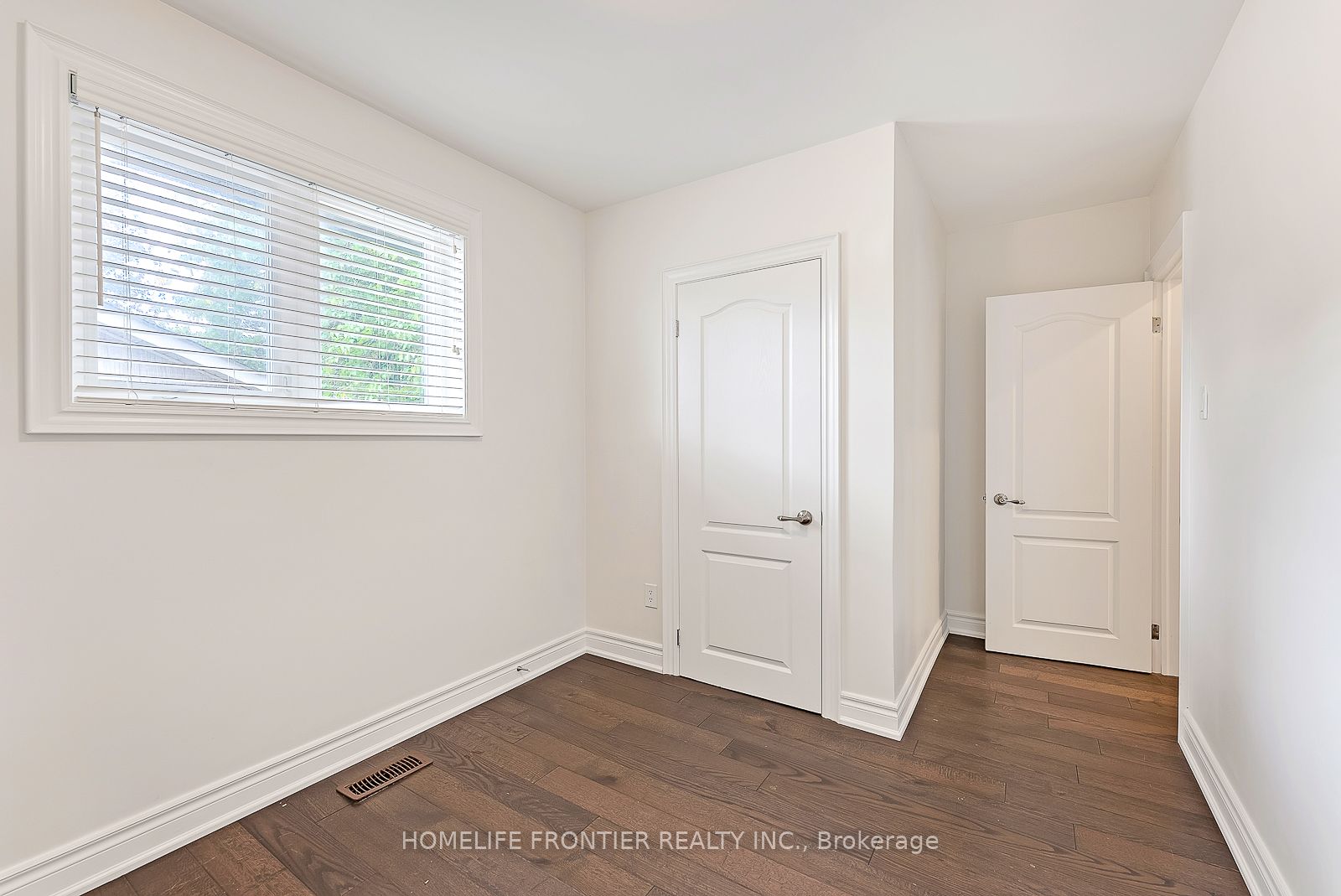 45 Mountland Dr