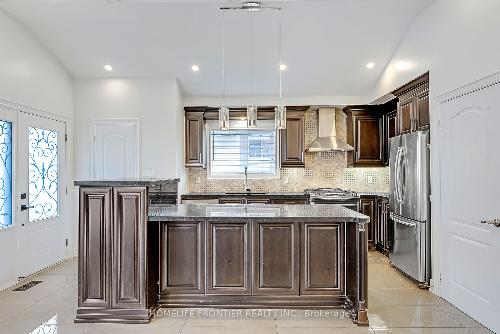 45 Mountland Dr