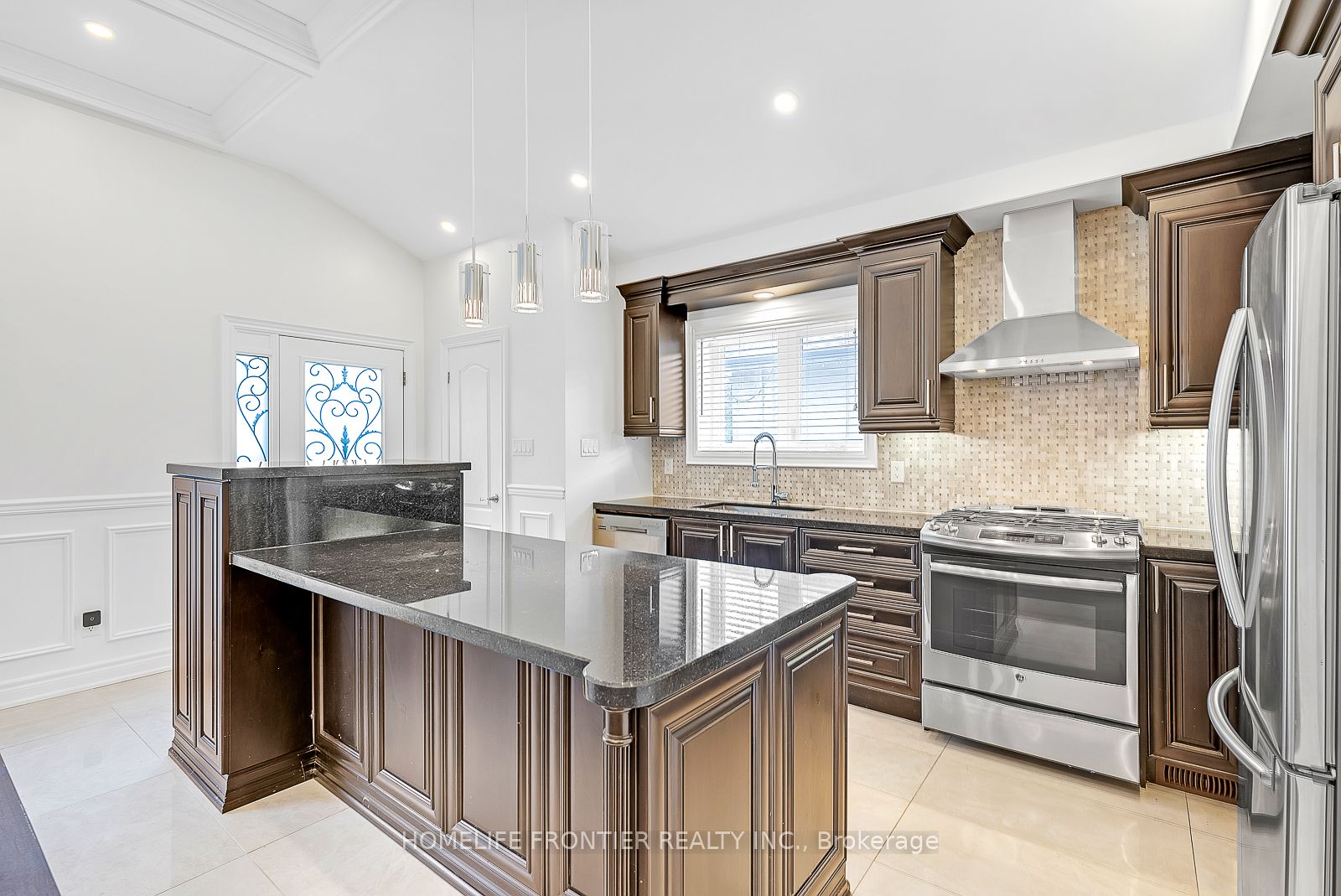 45 Mountland Dr