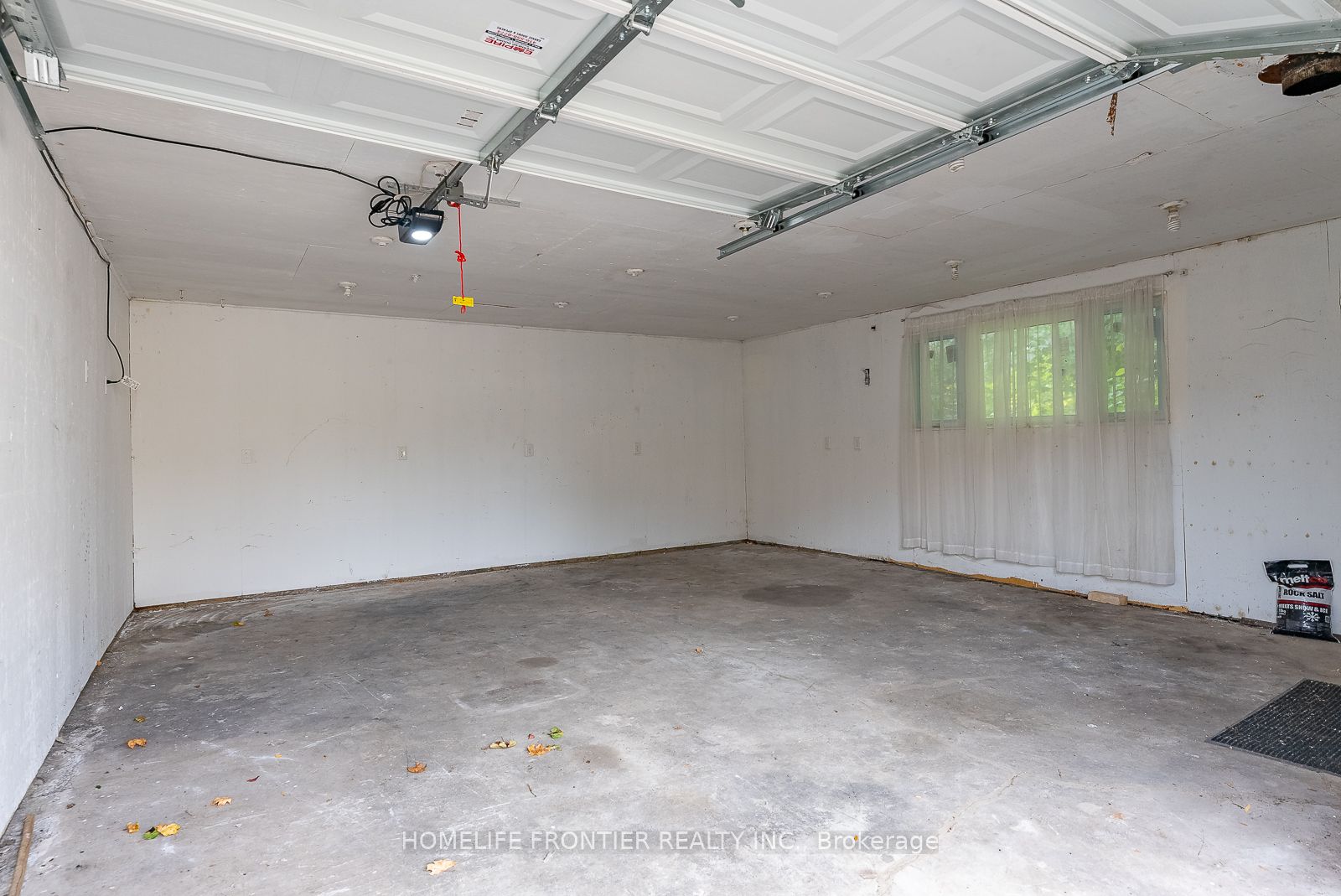 45 Mountland Dr