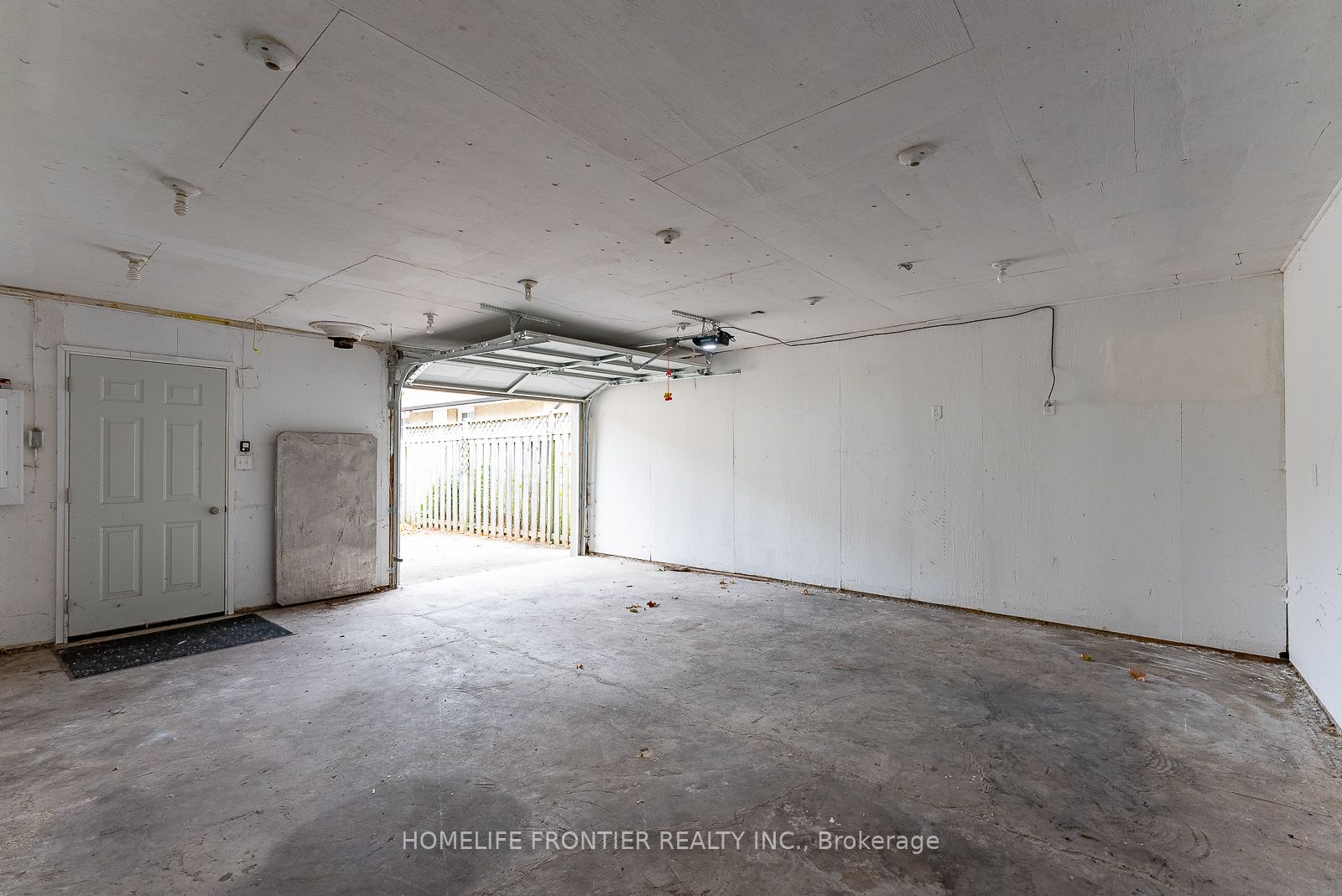 45 Mountland Dr