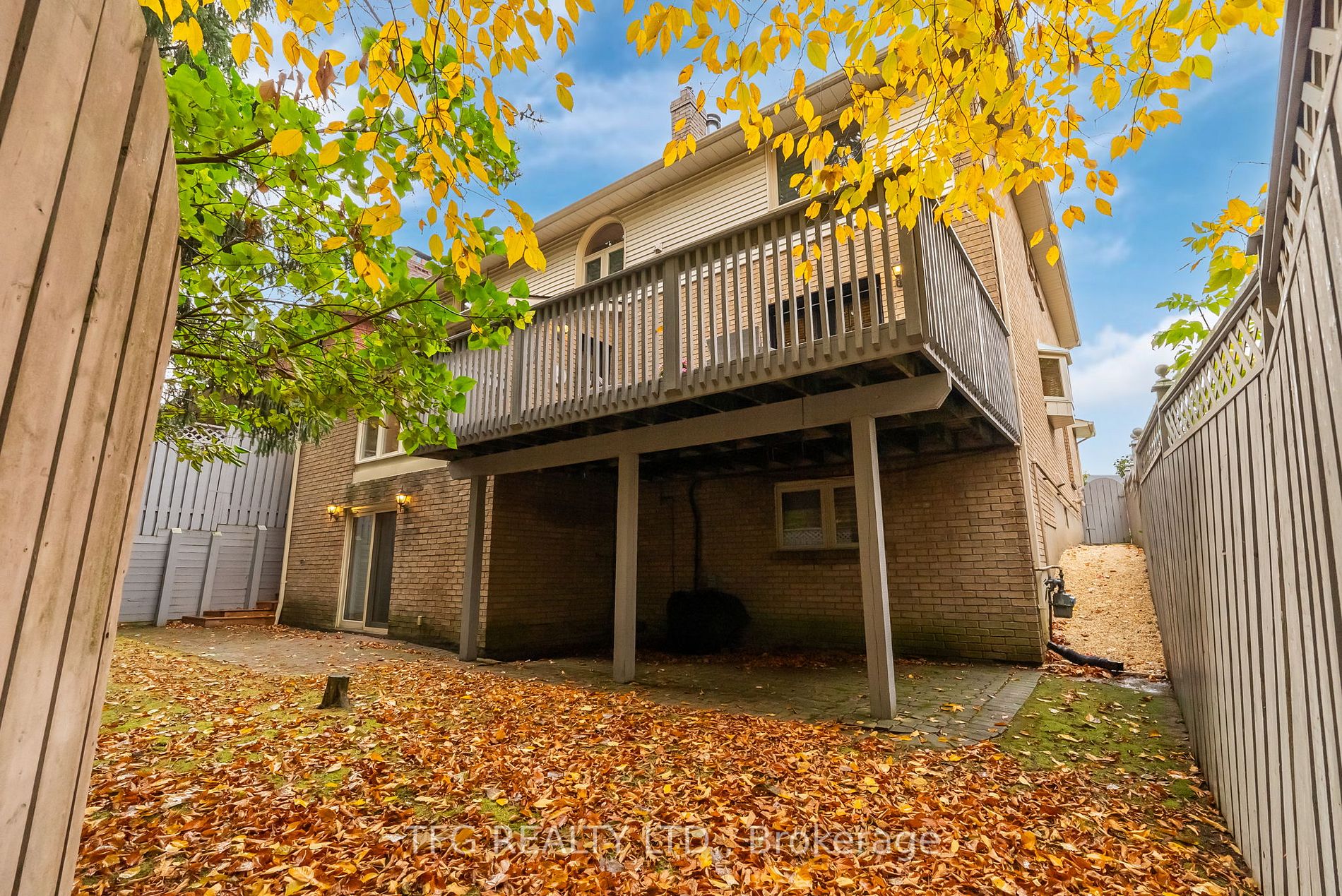 23 Kingswood Dr