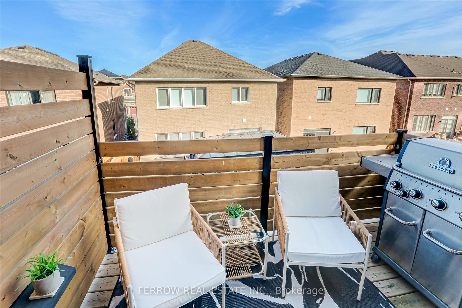 1226 Cactus Crescent
