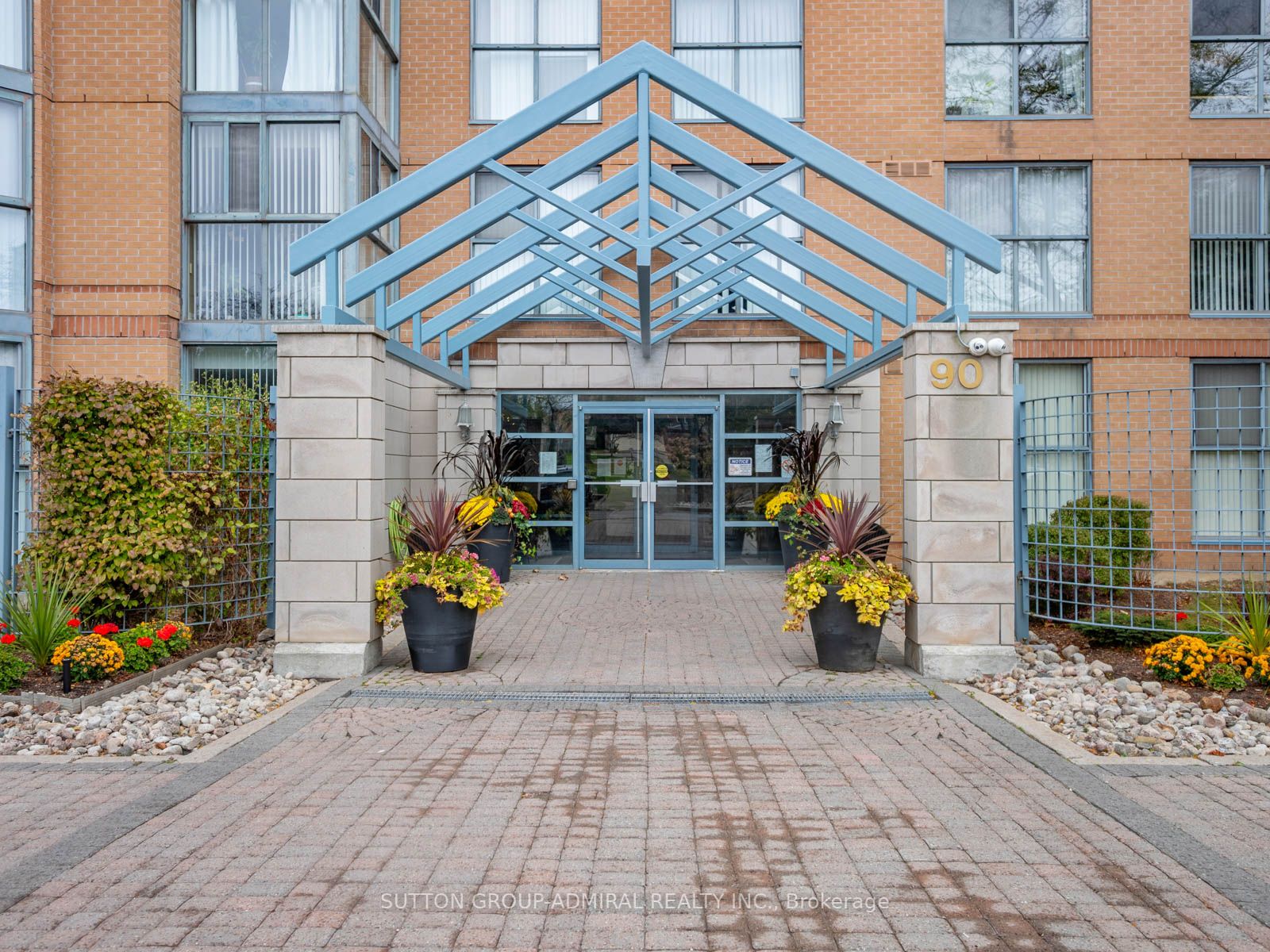 90 Dale Ave, #1203