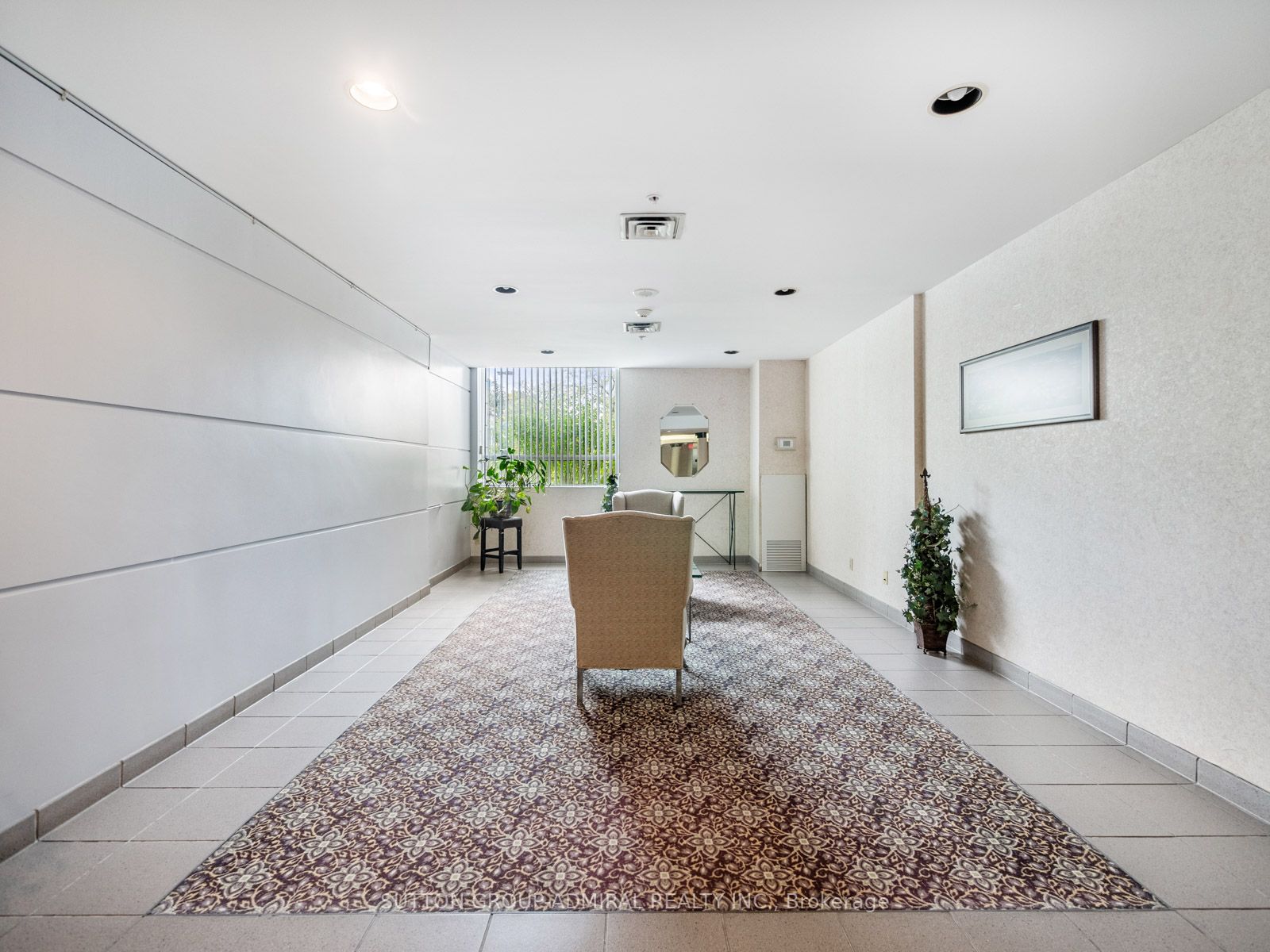 90 Dale Ave, #1203