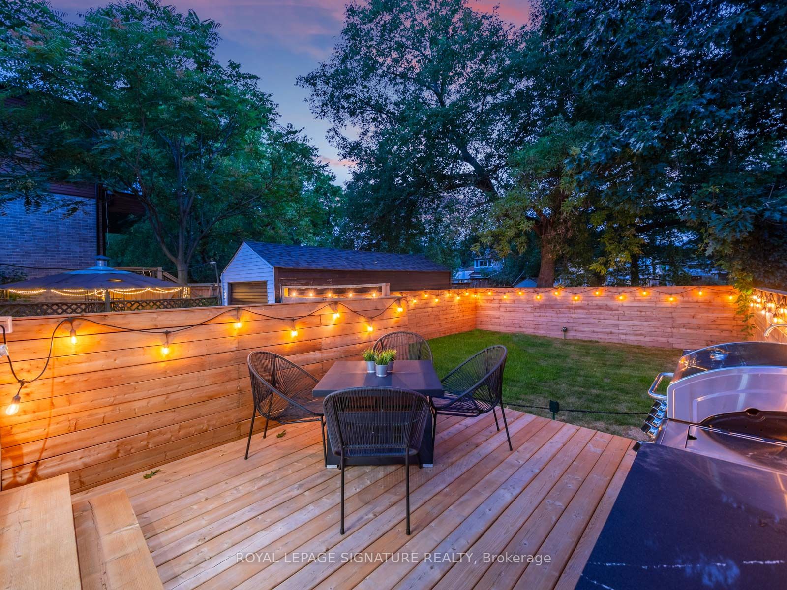 186 Oak Park Ave