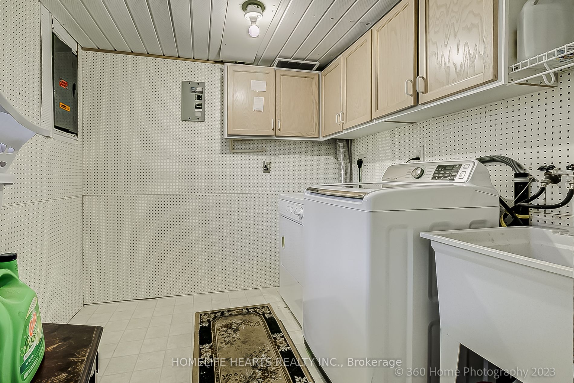 879 Modlin Road