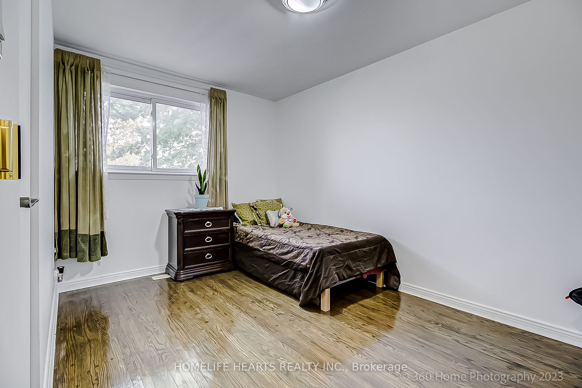 879 Modlin Road