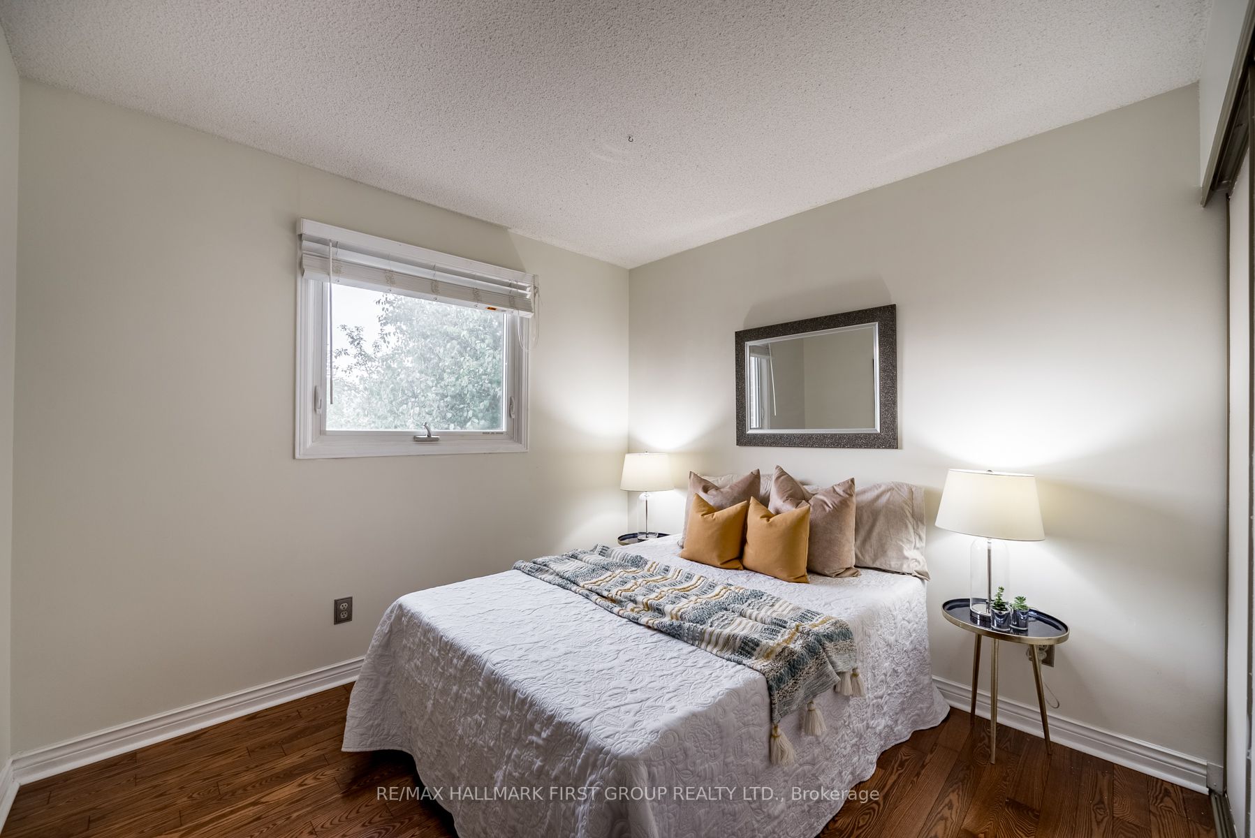 1074 Shoal Point Rd