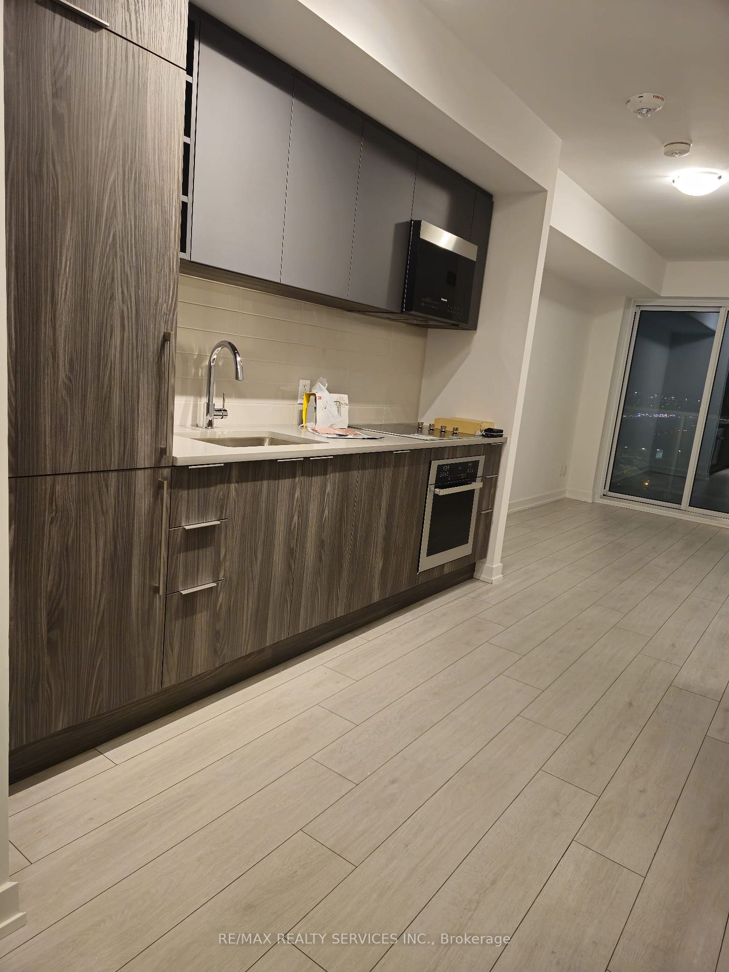2033 Kennedy Rd, #1802