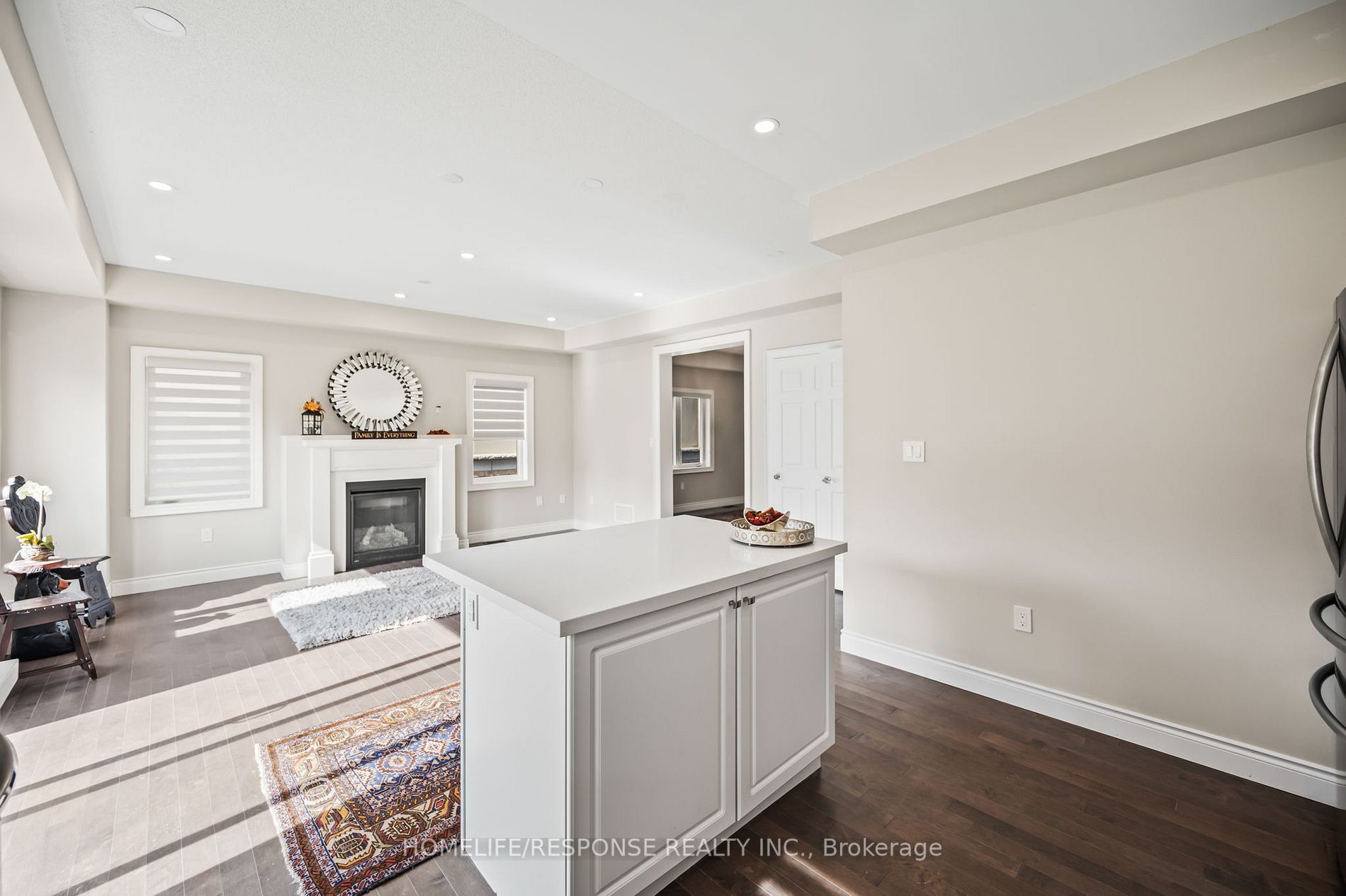 161 Douglas Kemp Cres