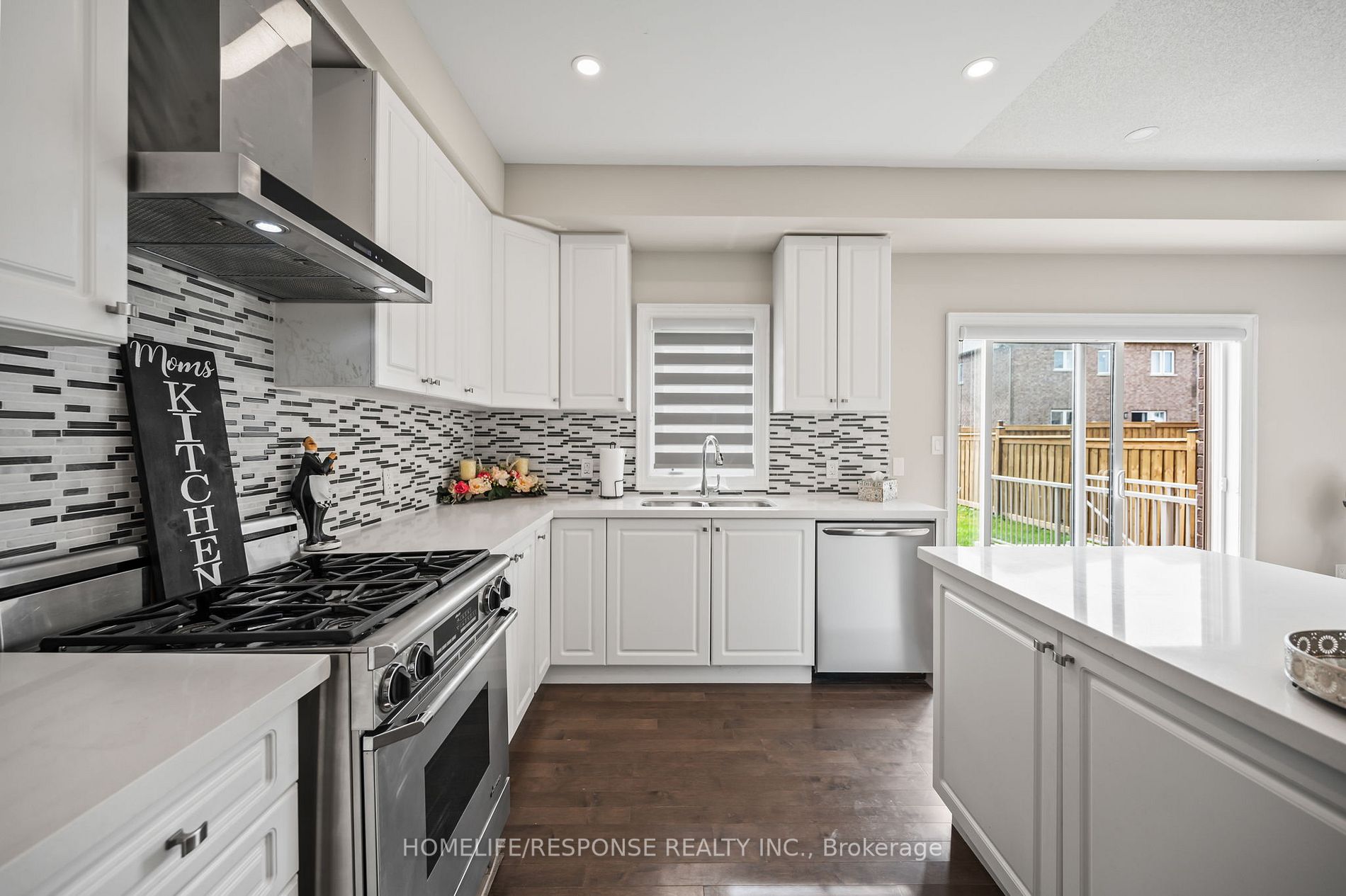 161 Douglas Kemp Cres