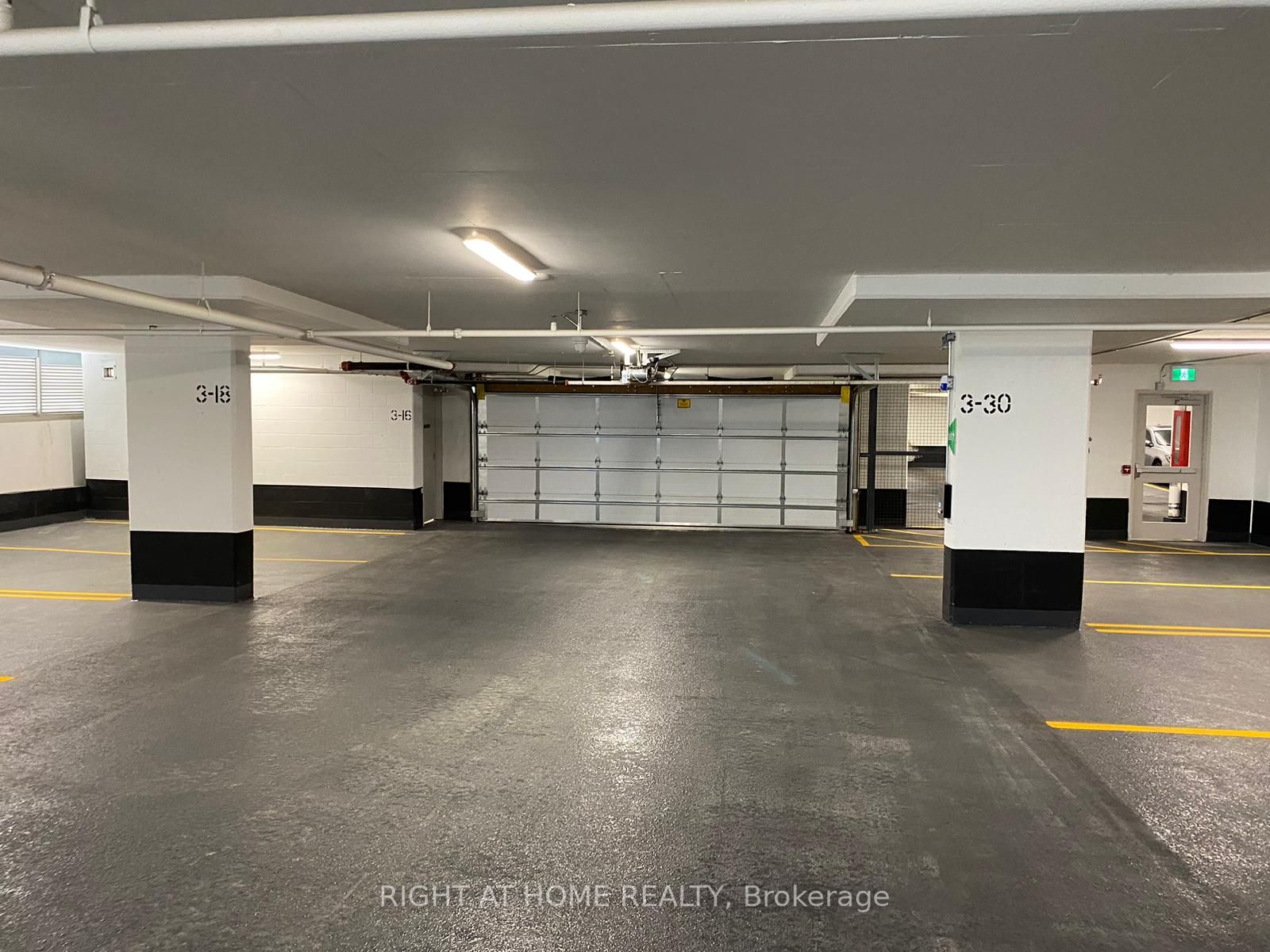 2033 Kennedy Rd Rd, #316