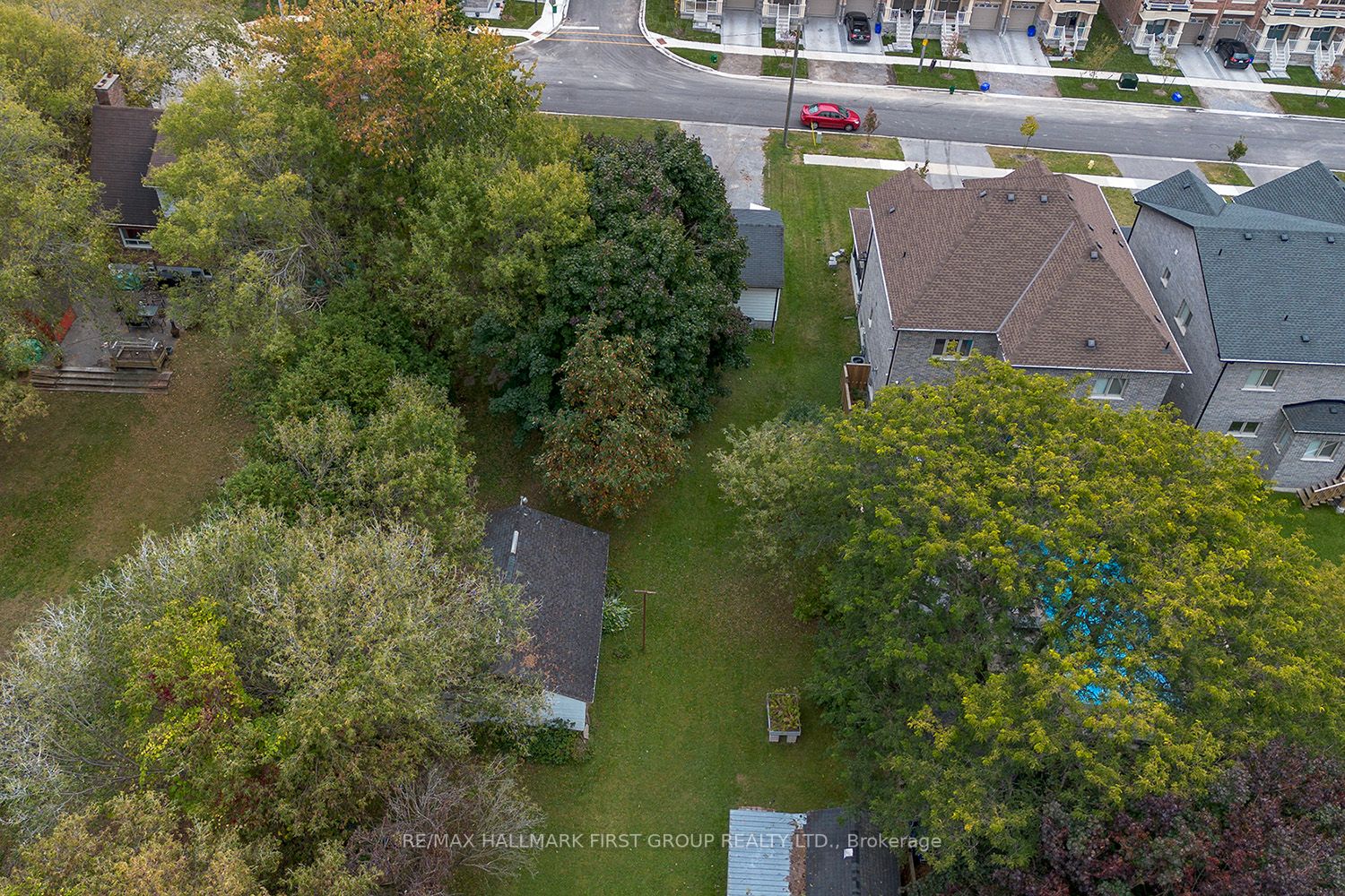 8 Grayson Rd