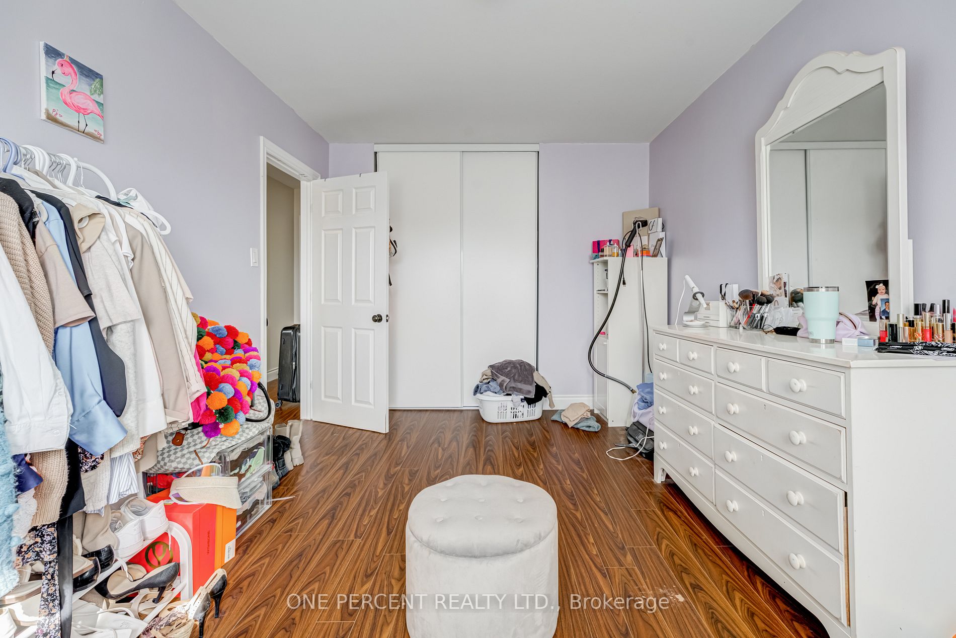702A Krosno Blvd