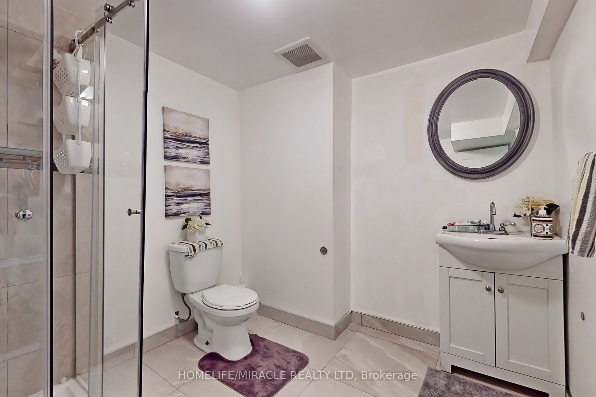 310 Bristol Cres E