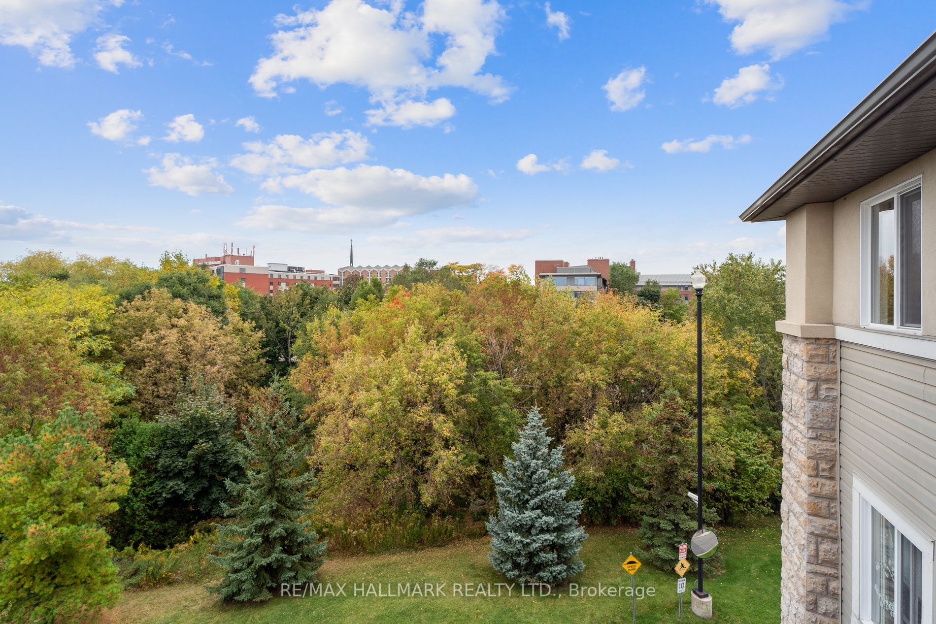 684 Warden Ave, #407