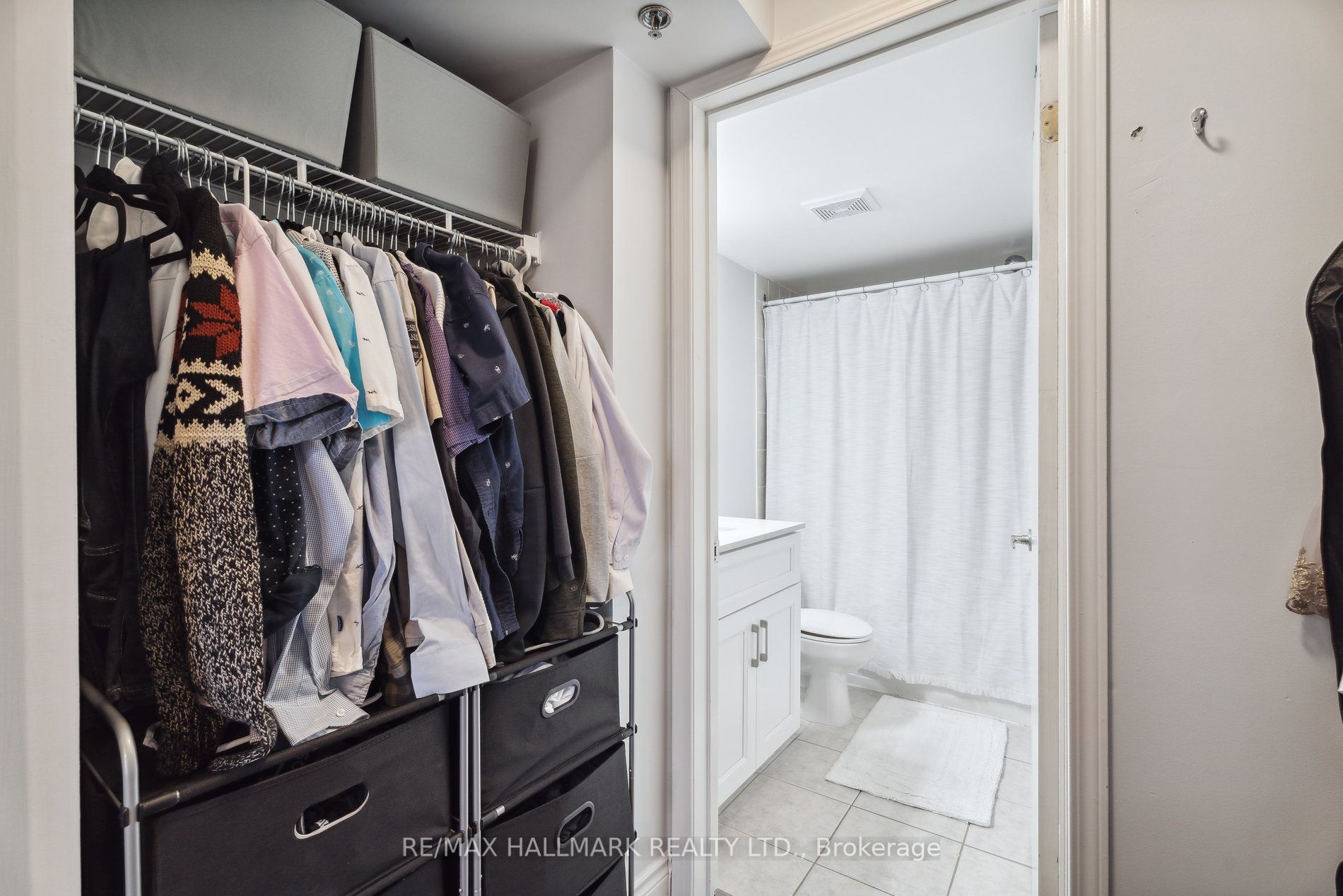 684 Warden Ave, #407