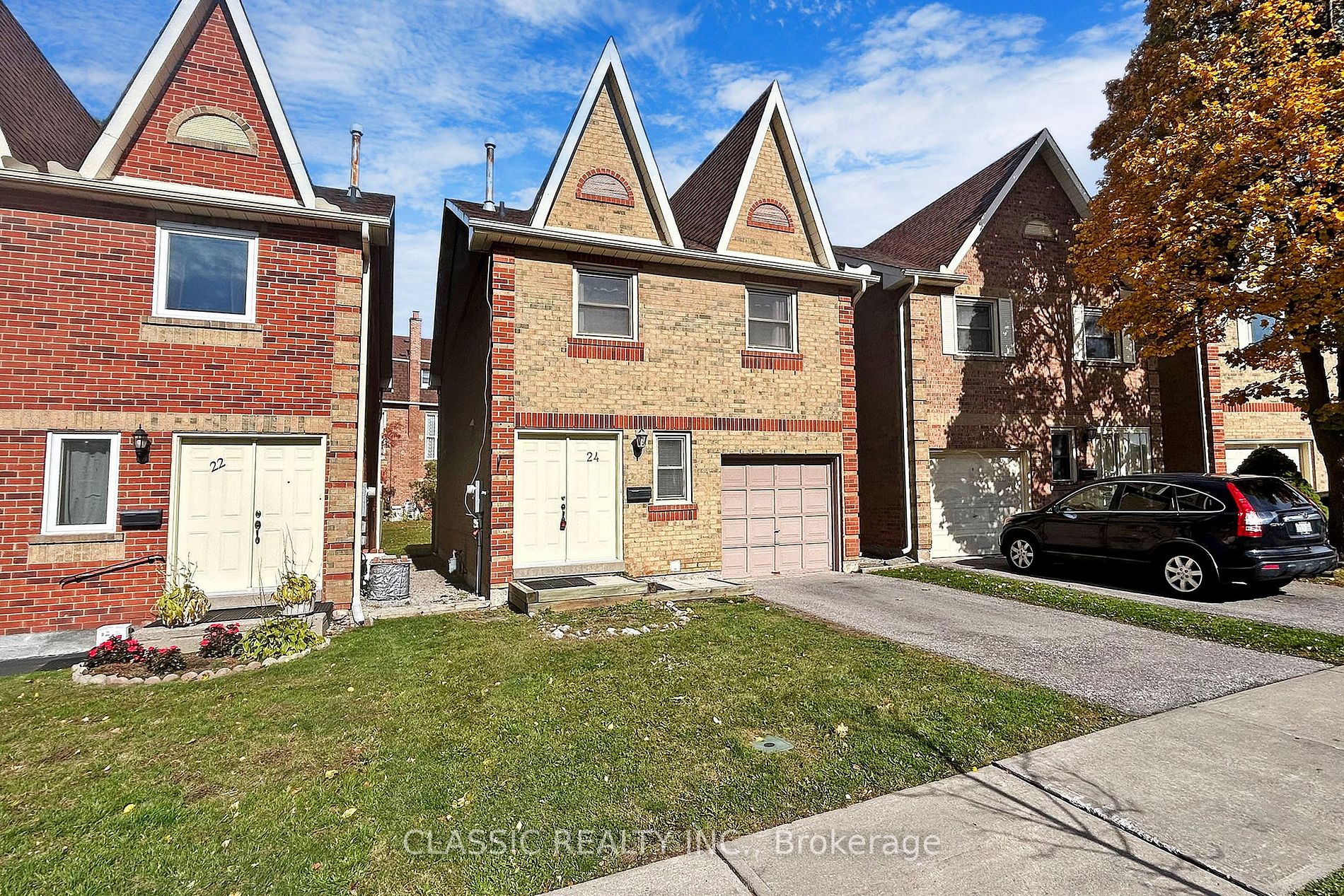 24 Cardwell Avenue, #24