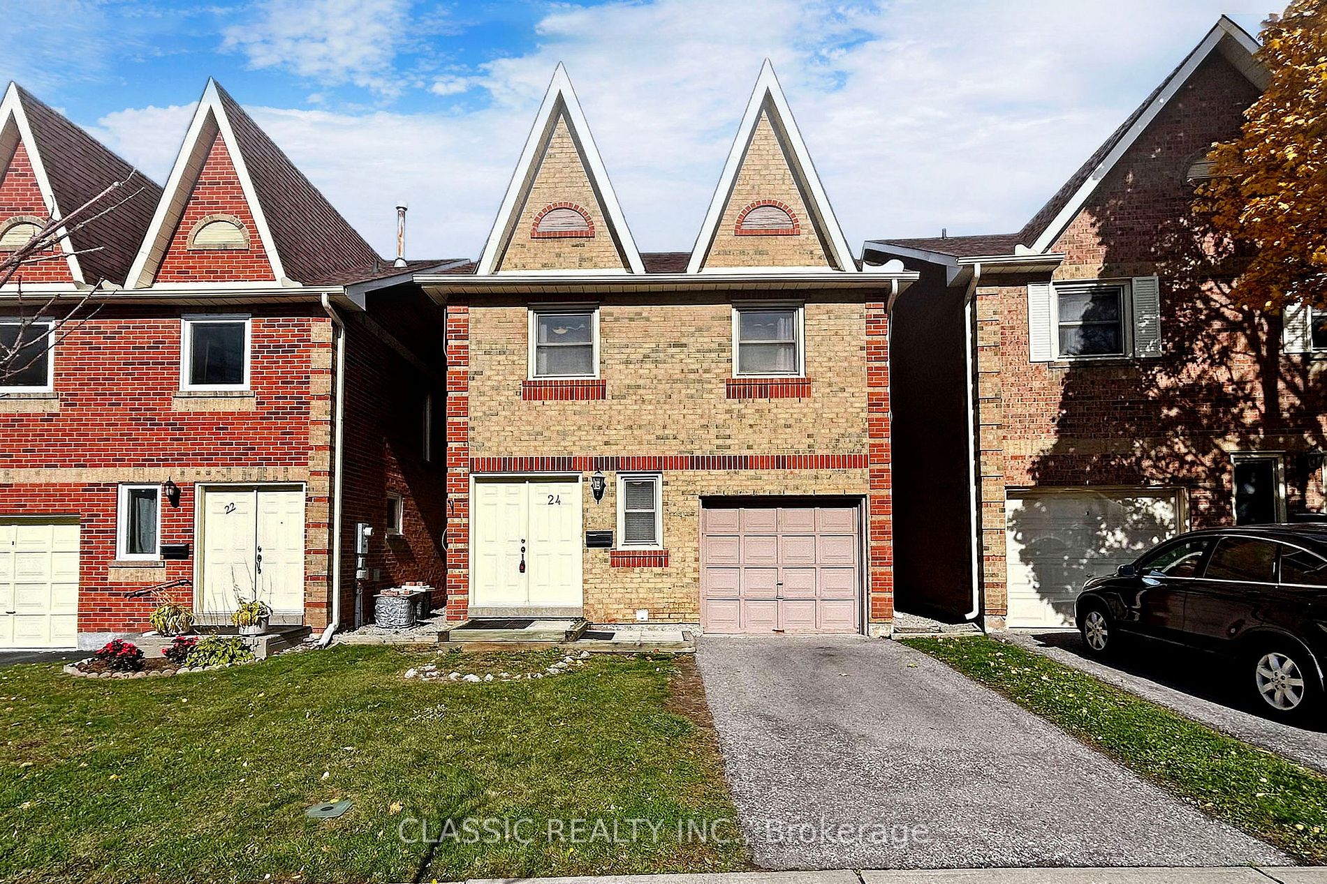 24 Cardwell Avenue, #24