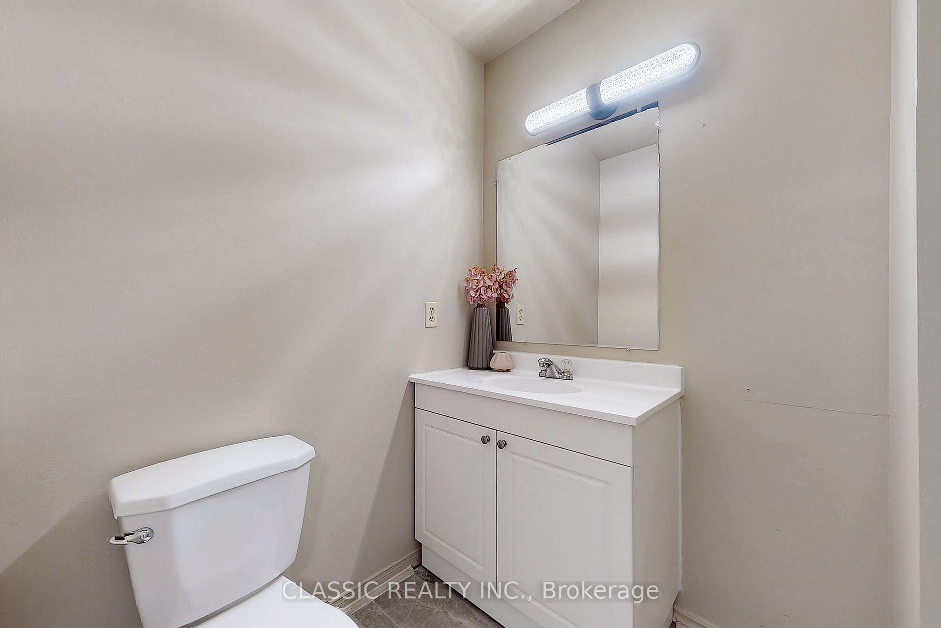 24 Cardwell Avenue, #24