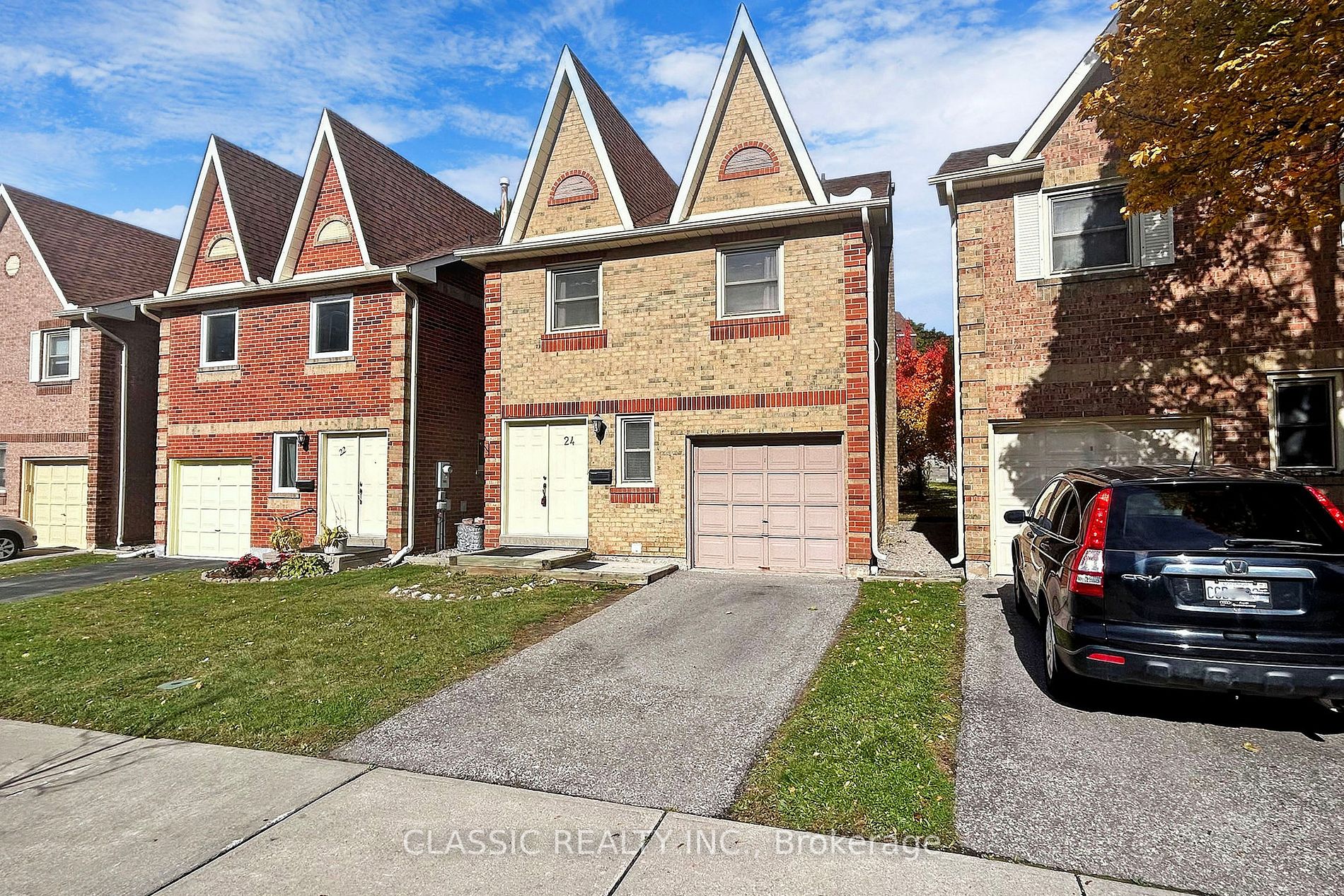 24 Cardwell Avenue, #24