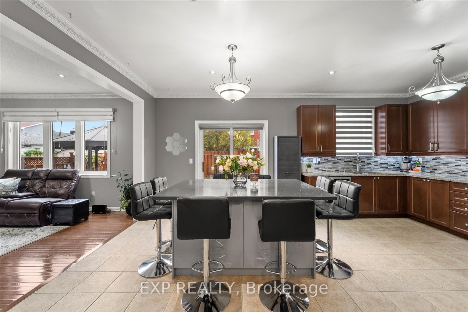 10A Pickford Rd