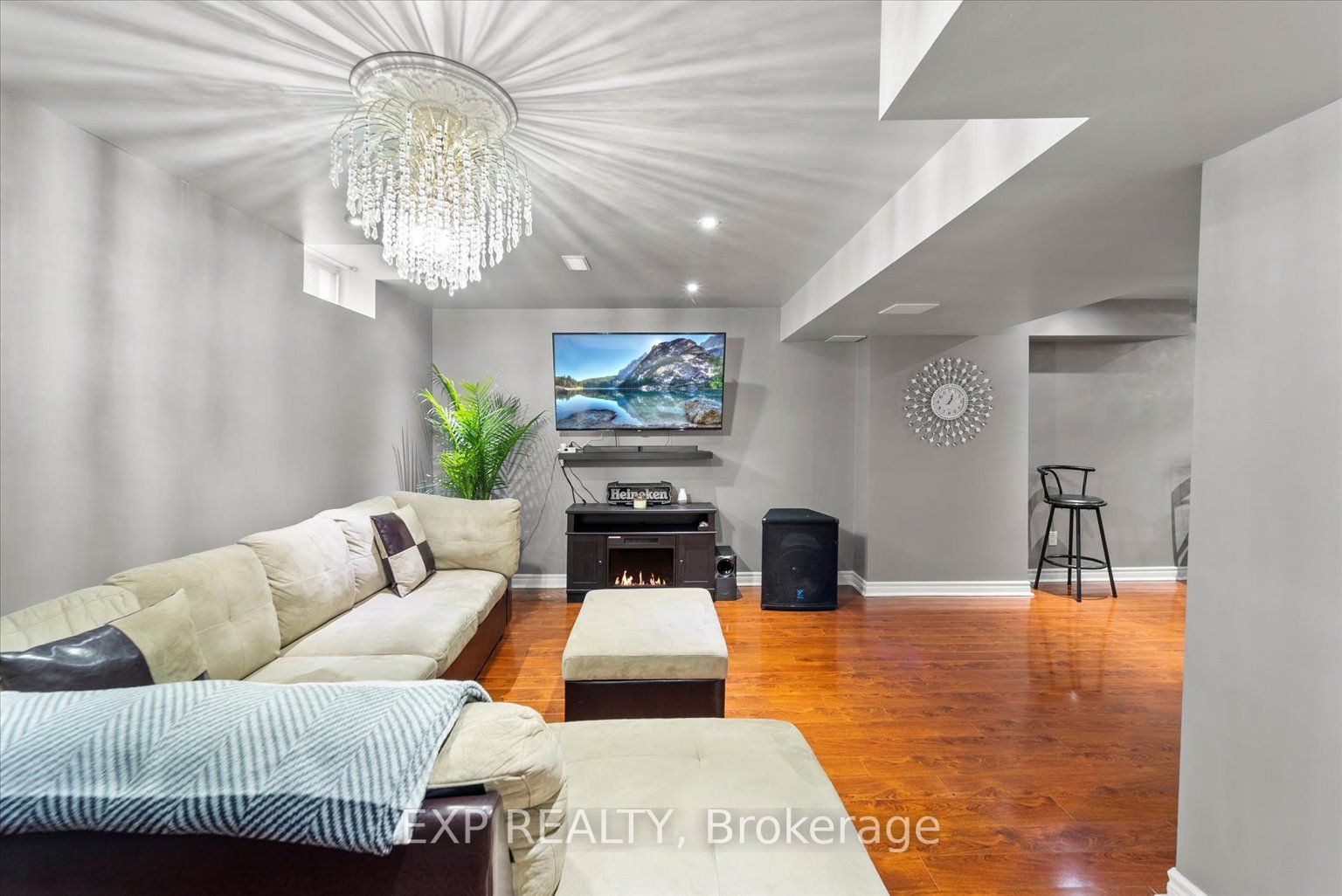 10A Pickford Rd