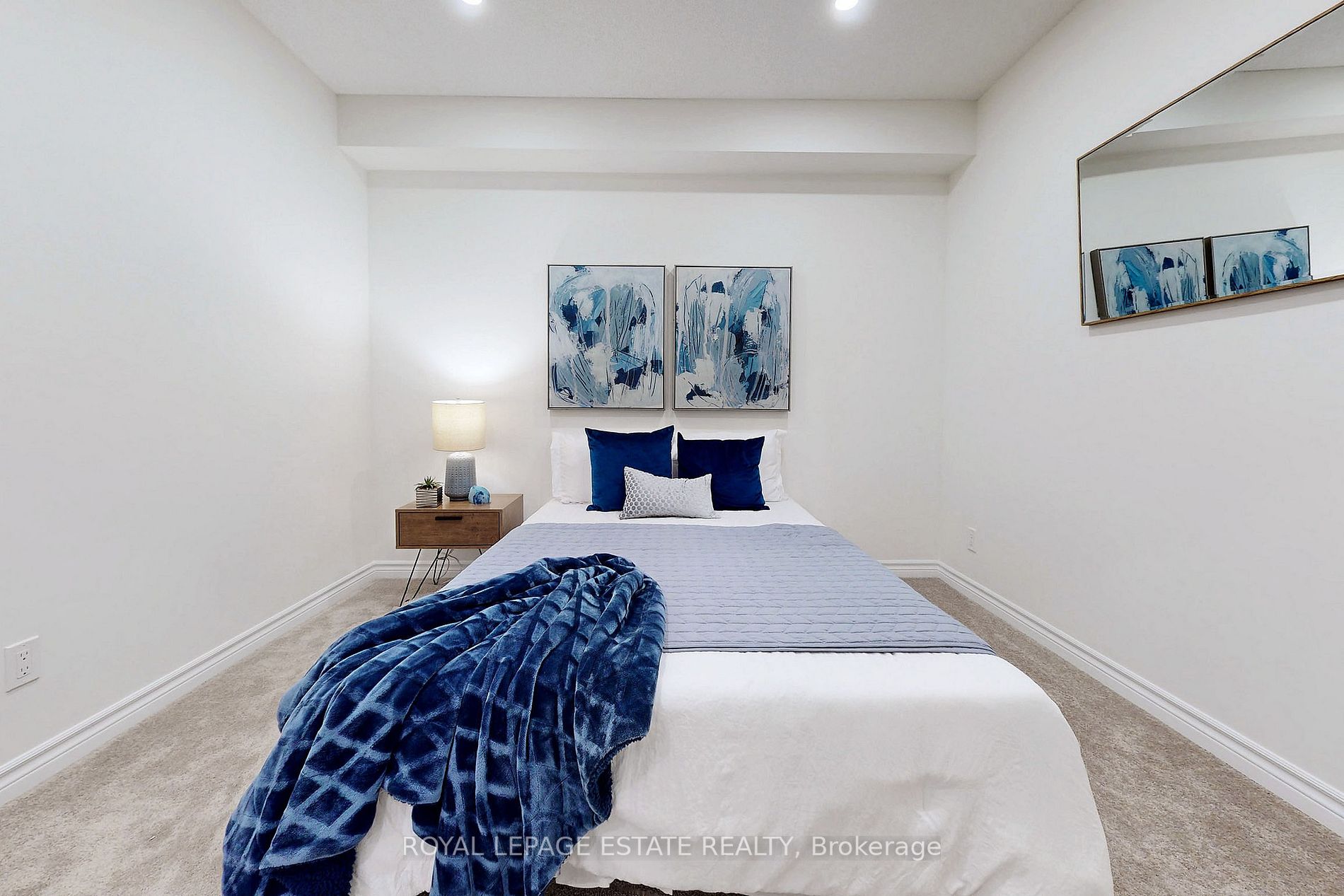 1 Falaise Rd, #109
