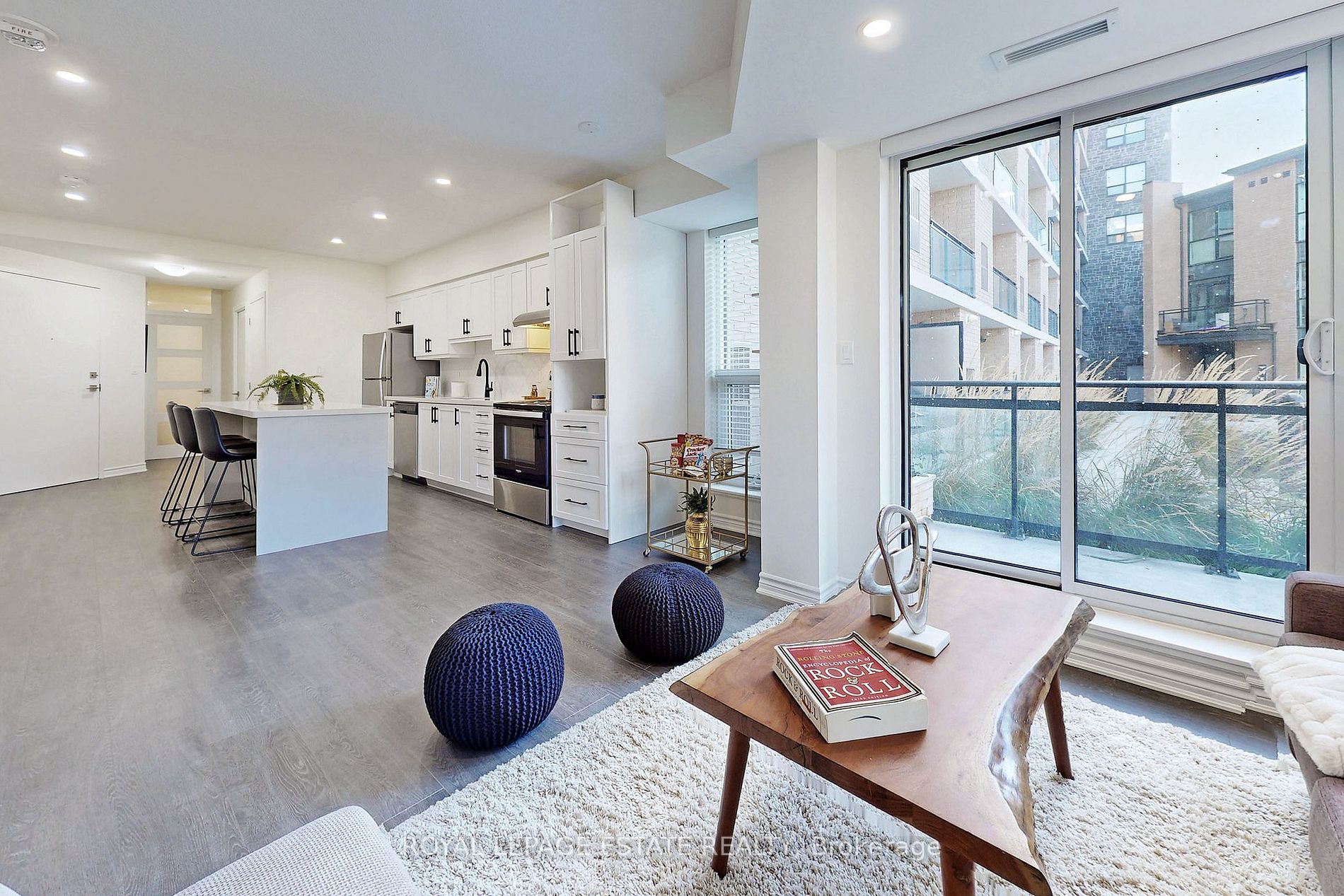 1 Falaise Rd, #109