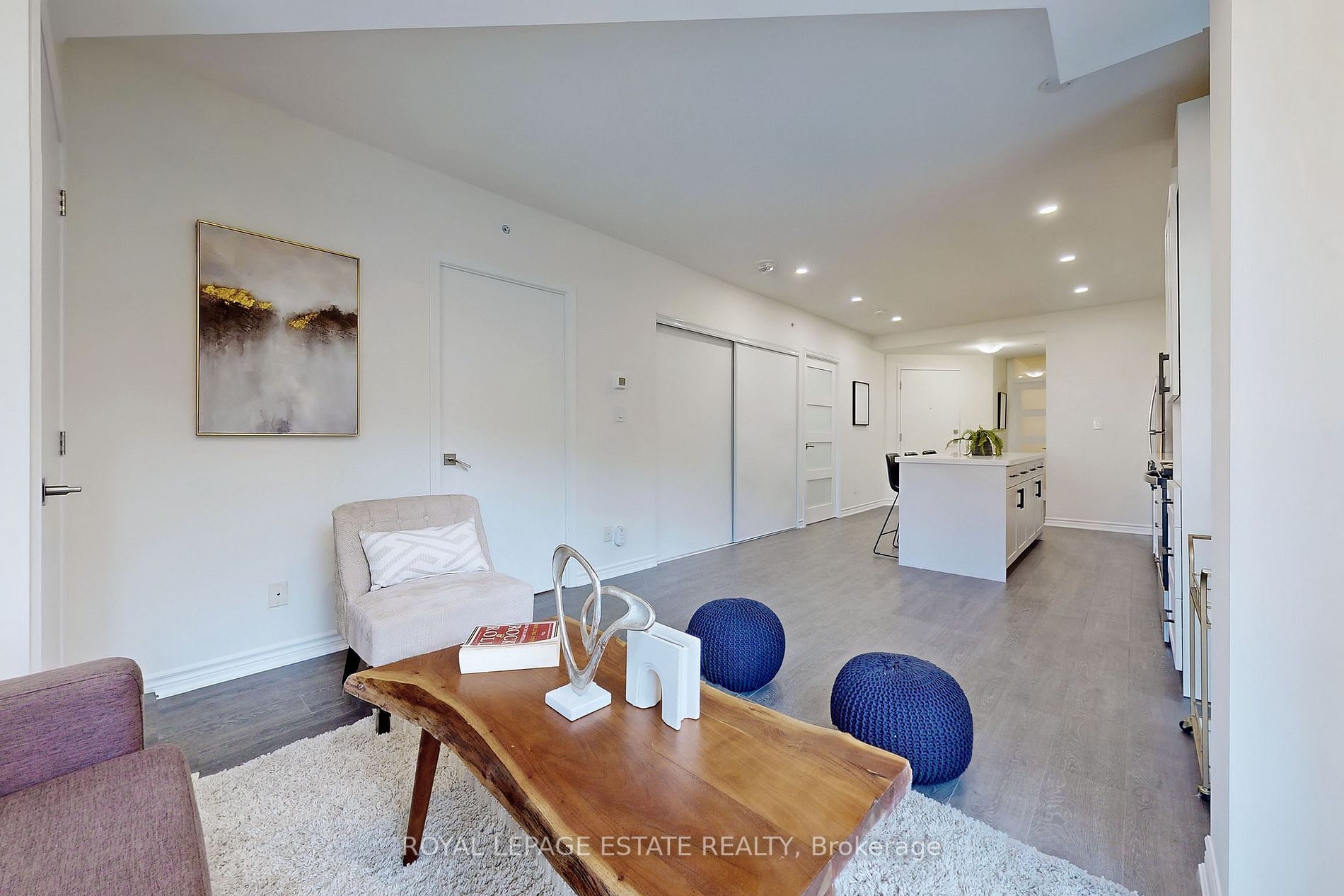 1 Falaise Rd, #109