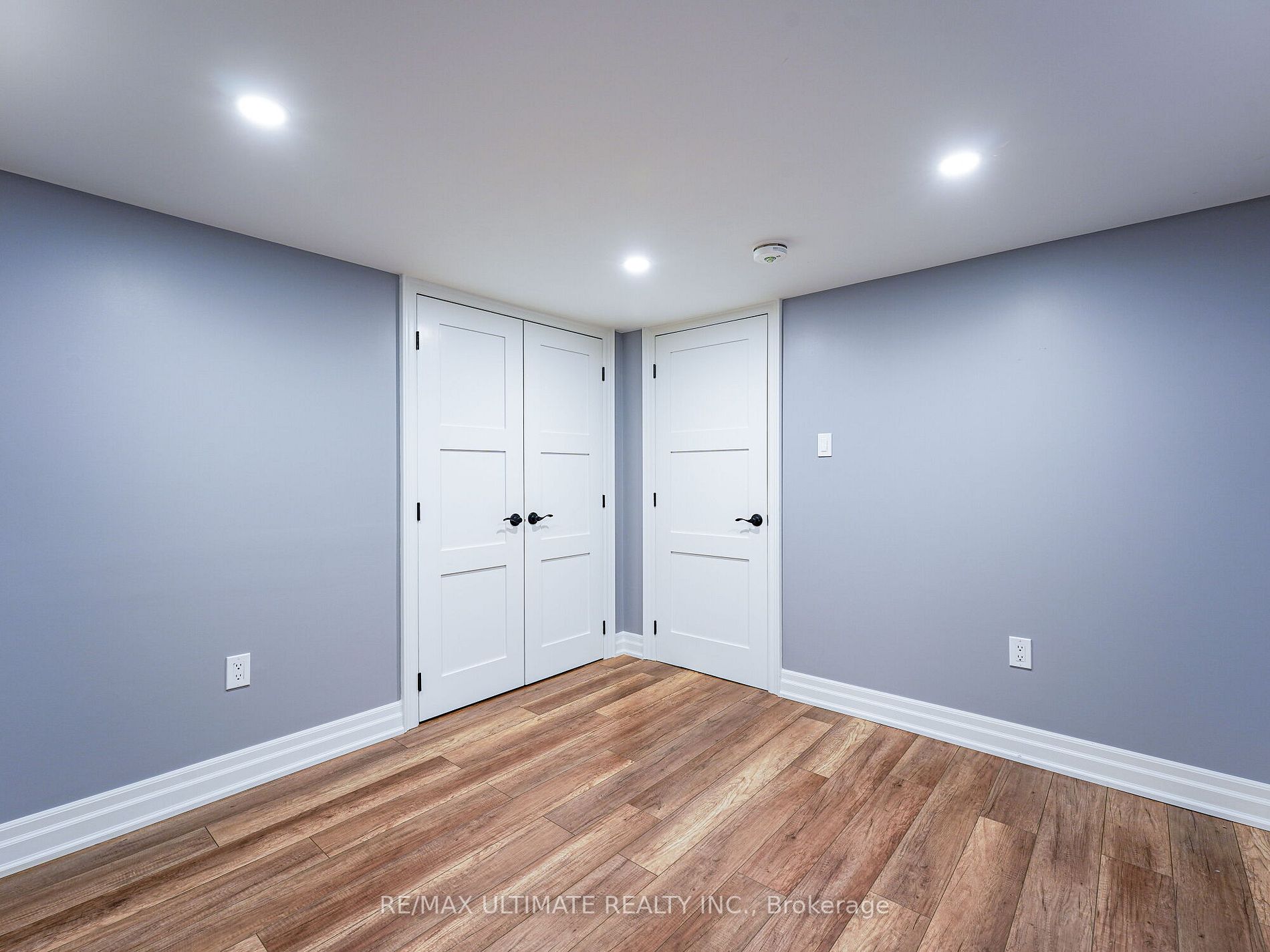 22 Cavehill Cres