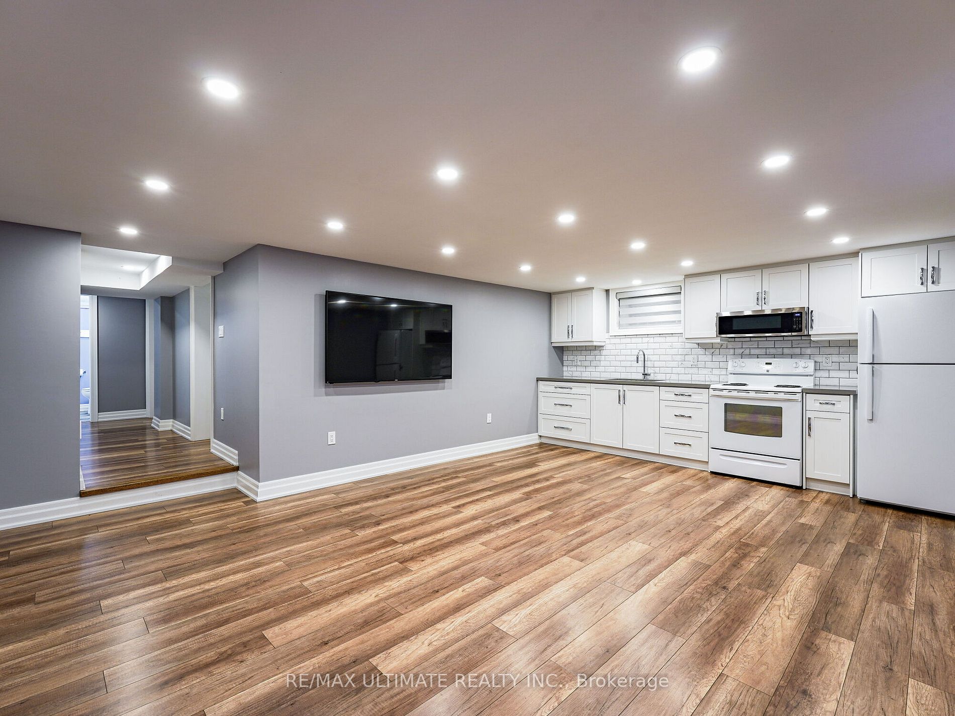 22 Cavehill Cres