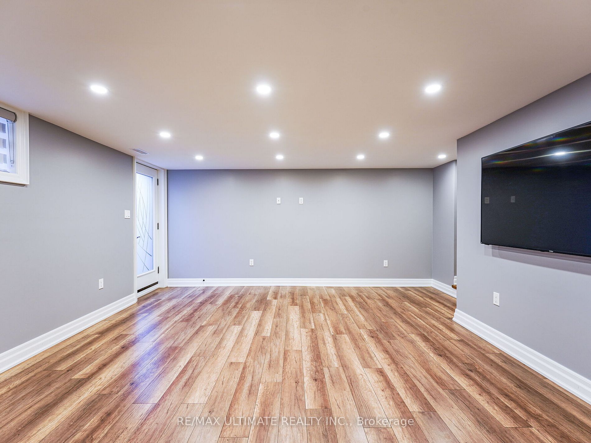 22 Cavehill Cres