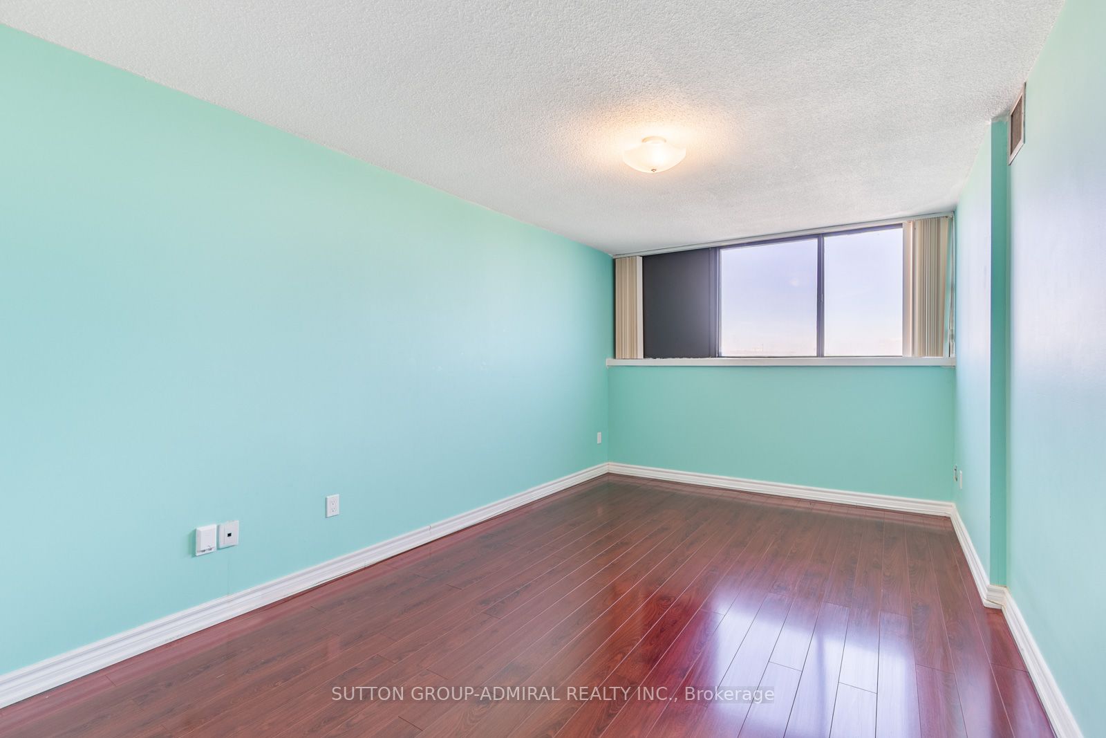 10 Tapscott Road, #1207