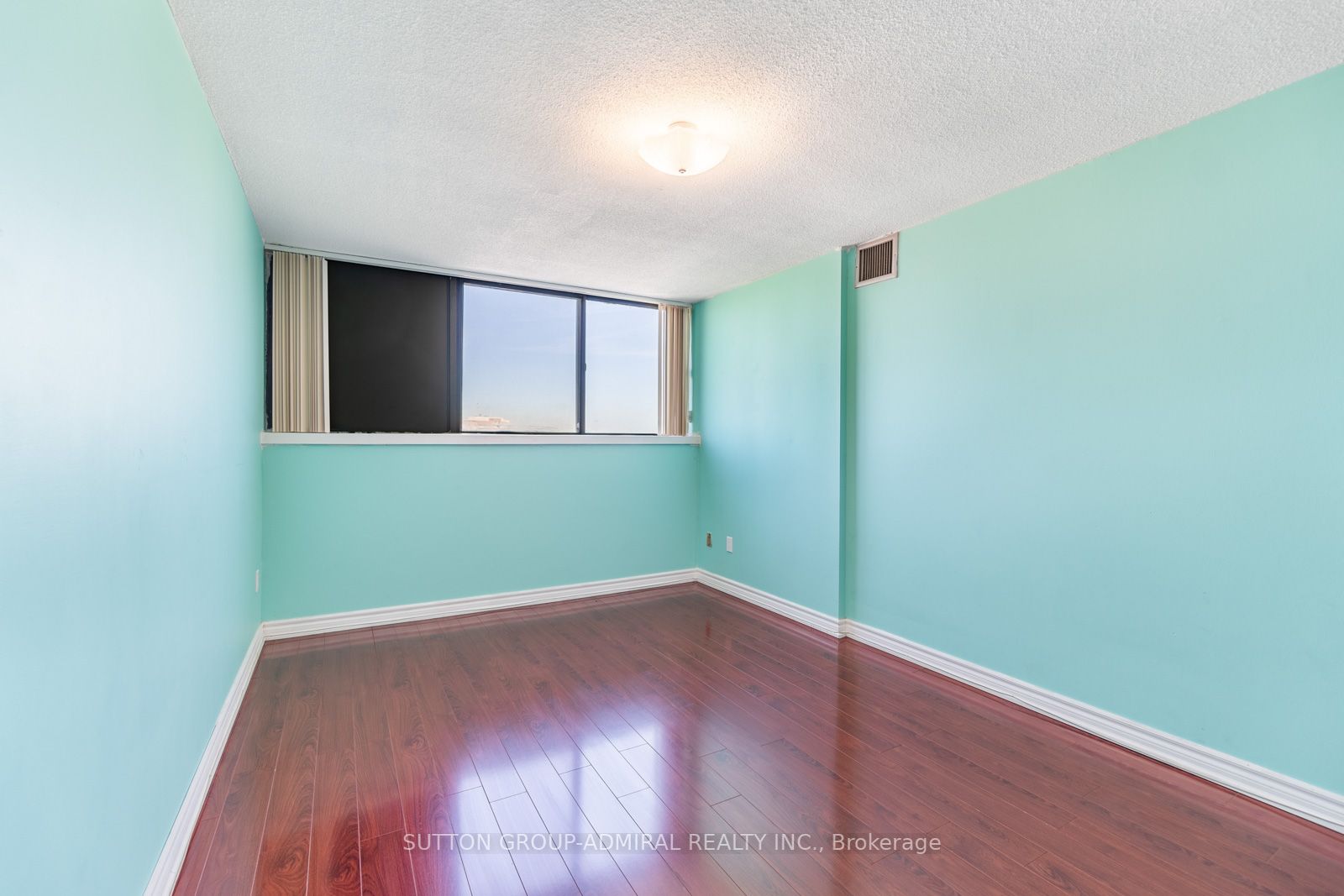 10 Tapscott Road, #1207