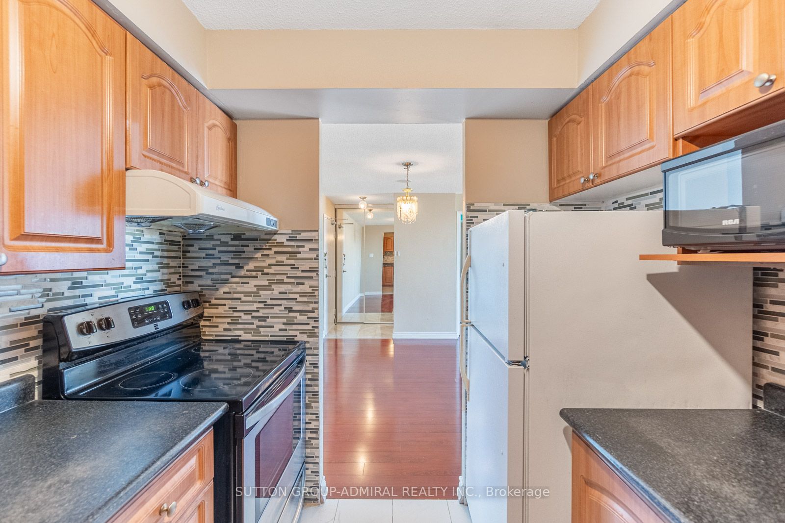 10 Tapscott Road, #1207