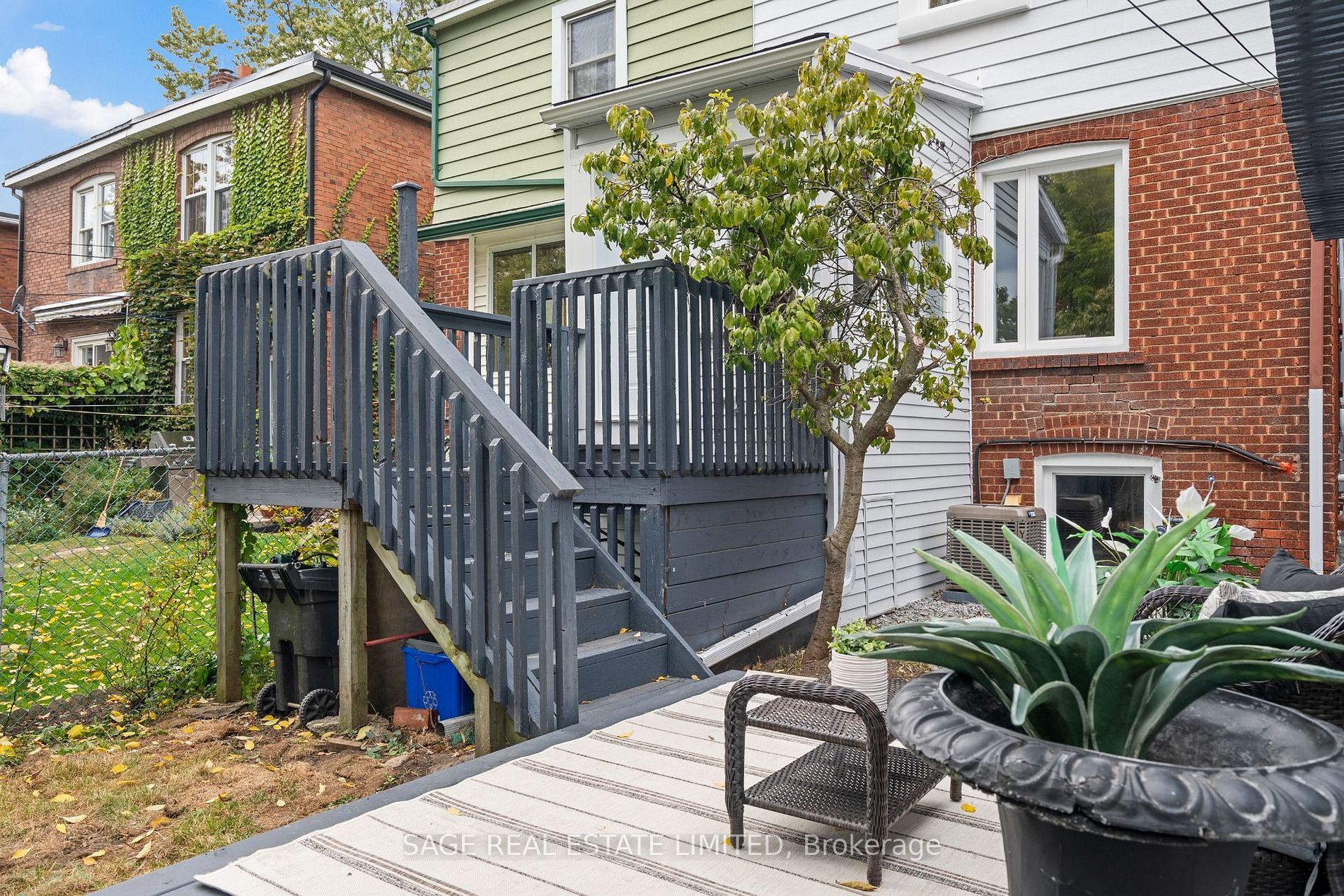 483 Milverton Blvd
